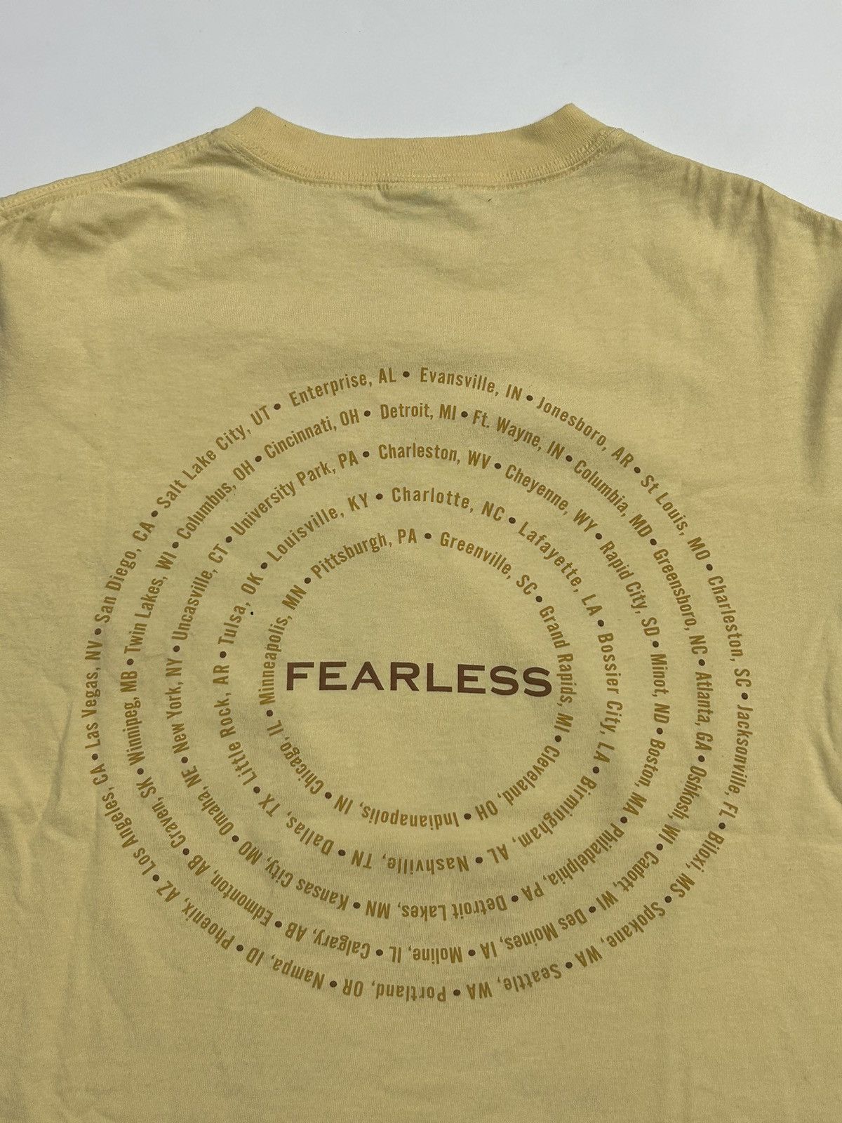 Band Tees Vintage Taylor Swift Fearless Tour Promo T-Shirt Size US M / EU 48-50 / 2 - 6 Thumbnail