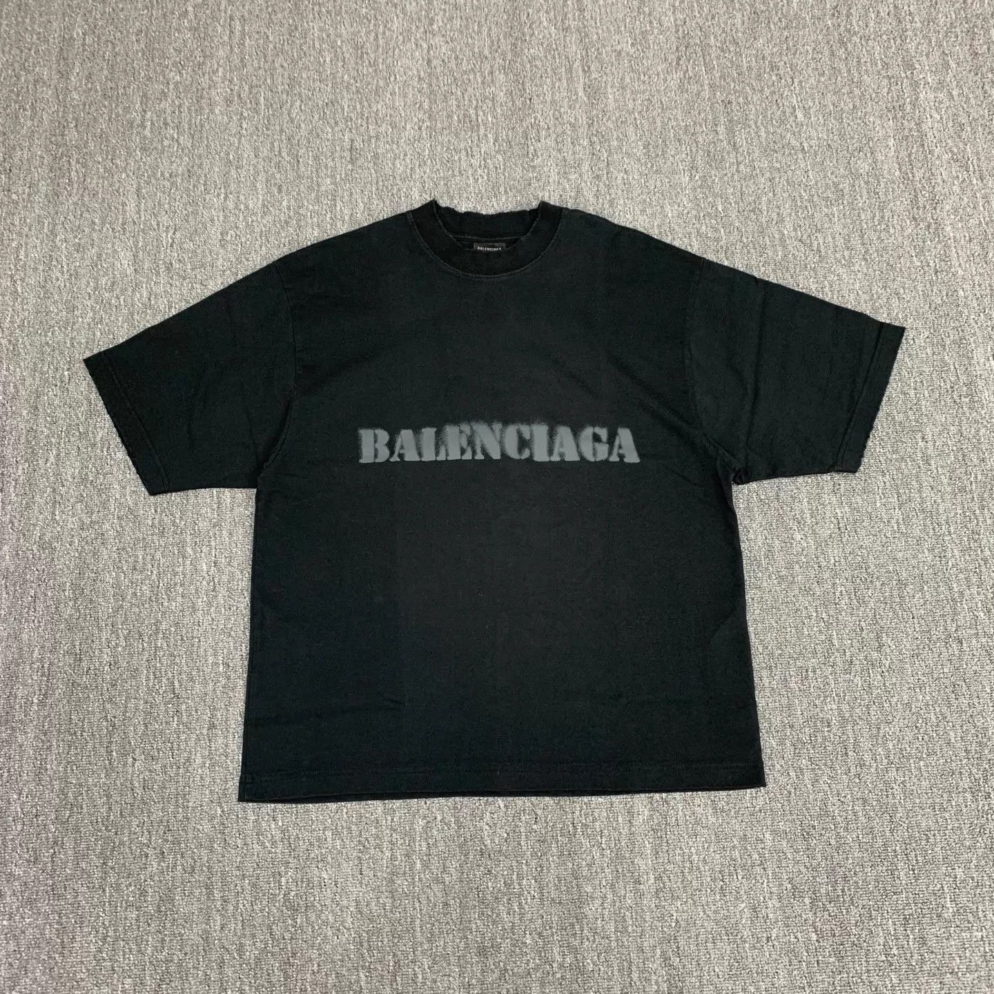 Balenciaga Balenciaga Distressed Faded Logo Black SS Tee S 95New Size US S / EU 44-46 / 1 - 1 Thumbnail