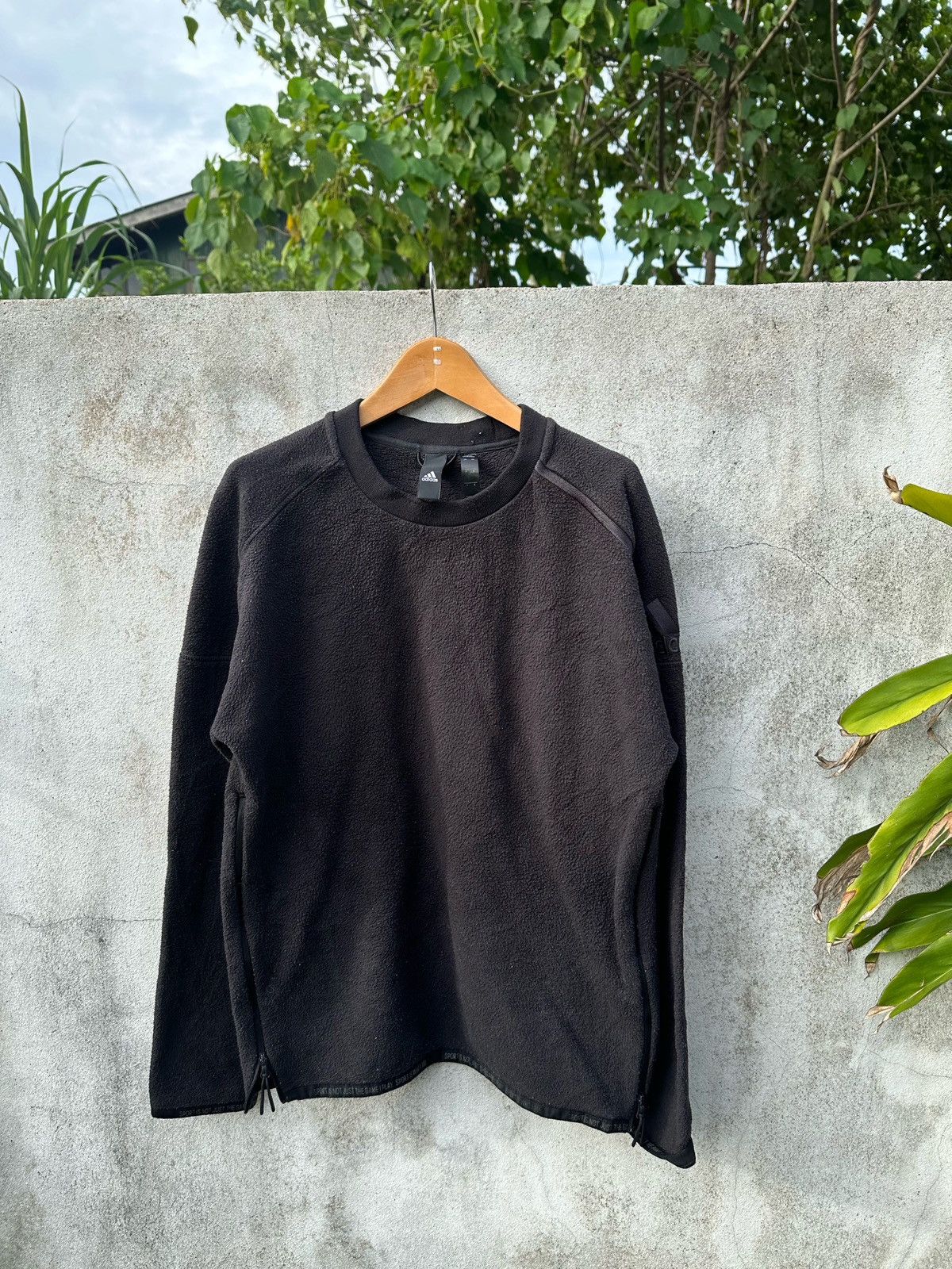 Adidas Adidas plain long sleeve fleece Size US S / EU 44-46 / 1 - 1 Thumbnail