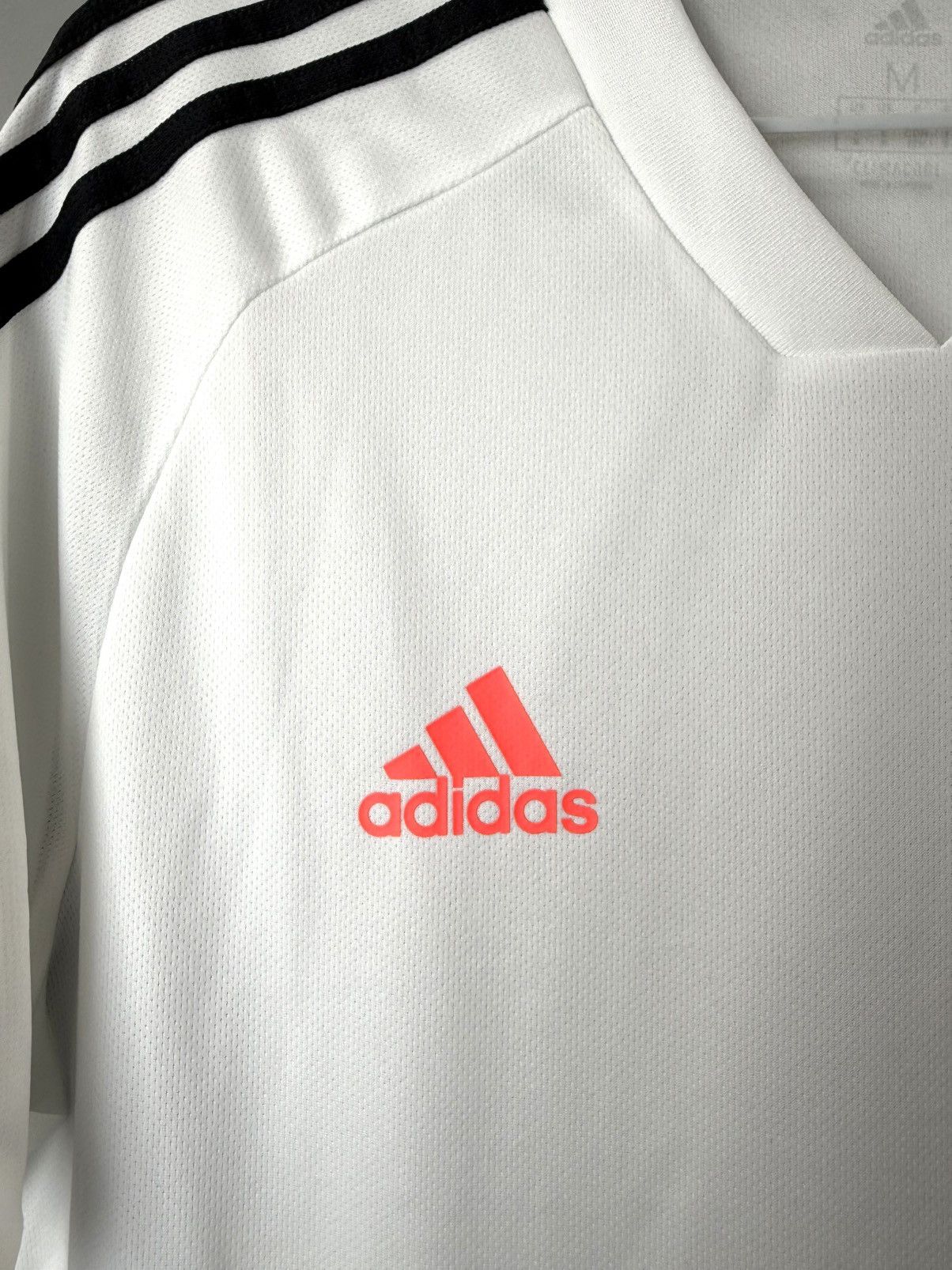 Adidas 19-20 Adidas Juventus Soccer Jersey T Shirt Football Size US M / EU 48-50 / 2 - 3 Thumbnail