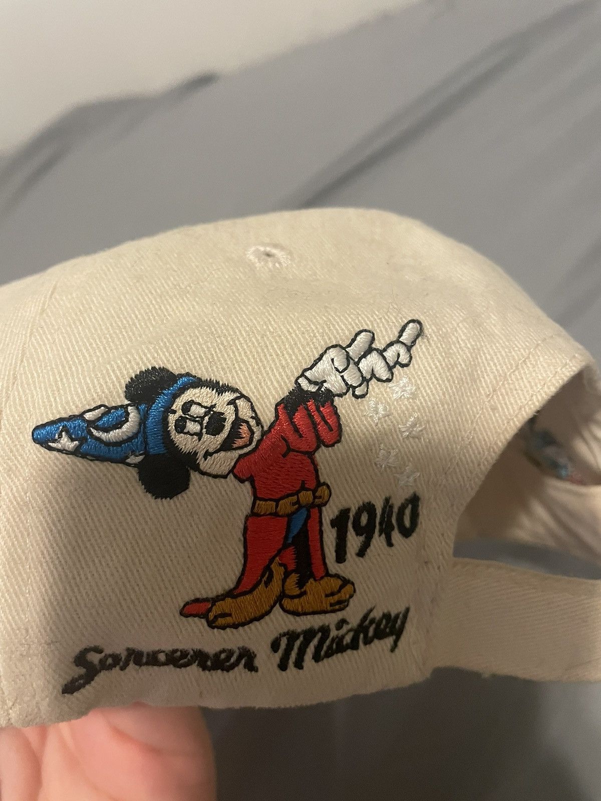 Disney 6 panel Mickey Eras Hat Size ONE SIZE - 4 Thumbnail