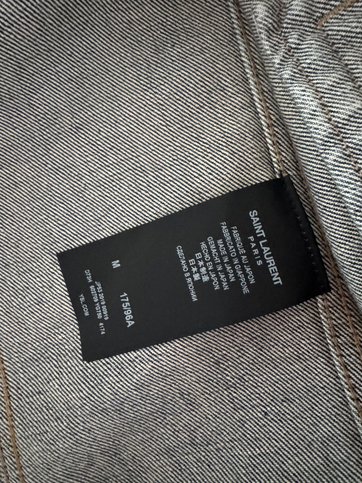 Saint Laurent Paris NWT Saint Laurent Destroyed Denim Jacket Size US M / EU 48-50 / 2 - 12 Thumbnail