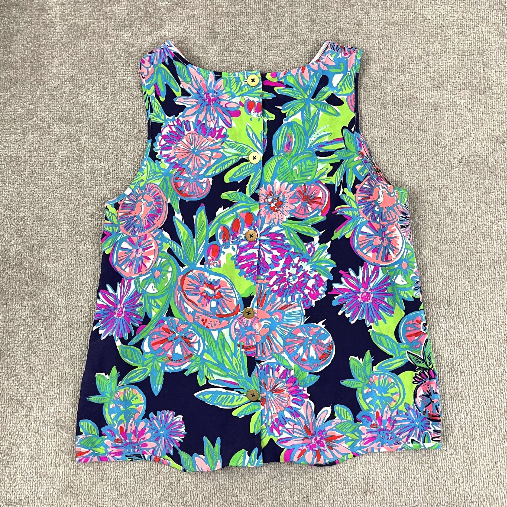 Lilly Pulitzer Lilly Pulitzer Women's Silk Sleeveless Iona Shell Blouse Large Floral Resort Sheer Abstract Colorful 2000s Size L / US 10 / IT 46 - 7 Thumbnail