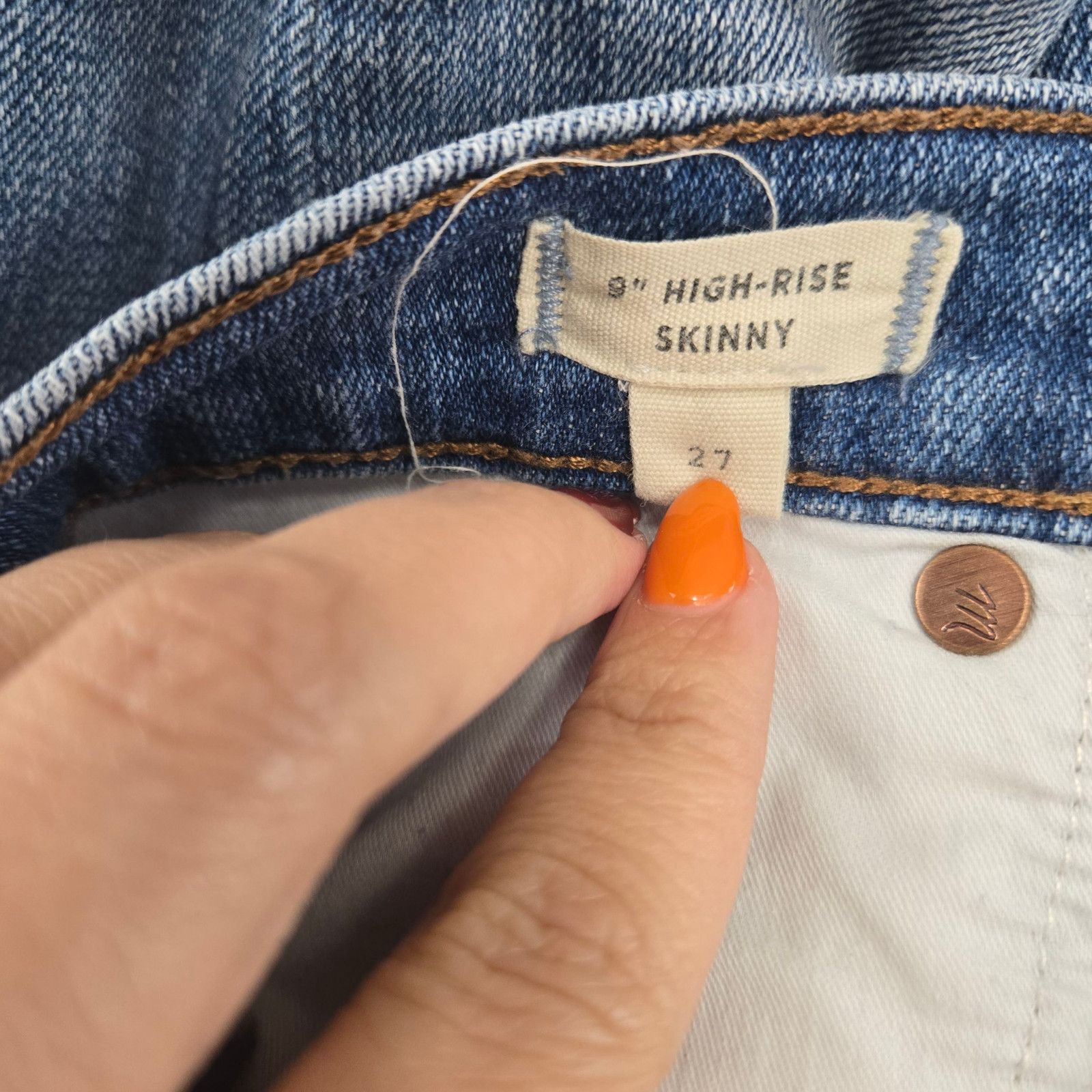 Madewell Madewell 9" High-Rise Light Distressed Skinny Jeans Size 27 Size 27" / US 4 / IT 40 - 7 Thumbnail