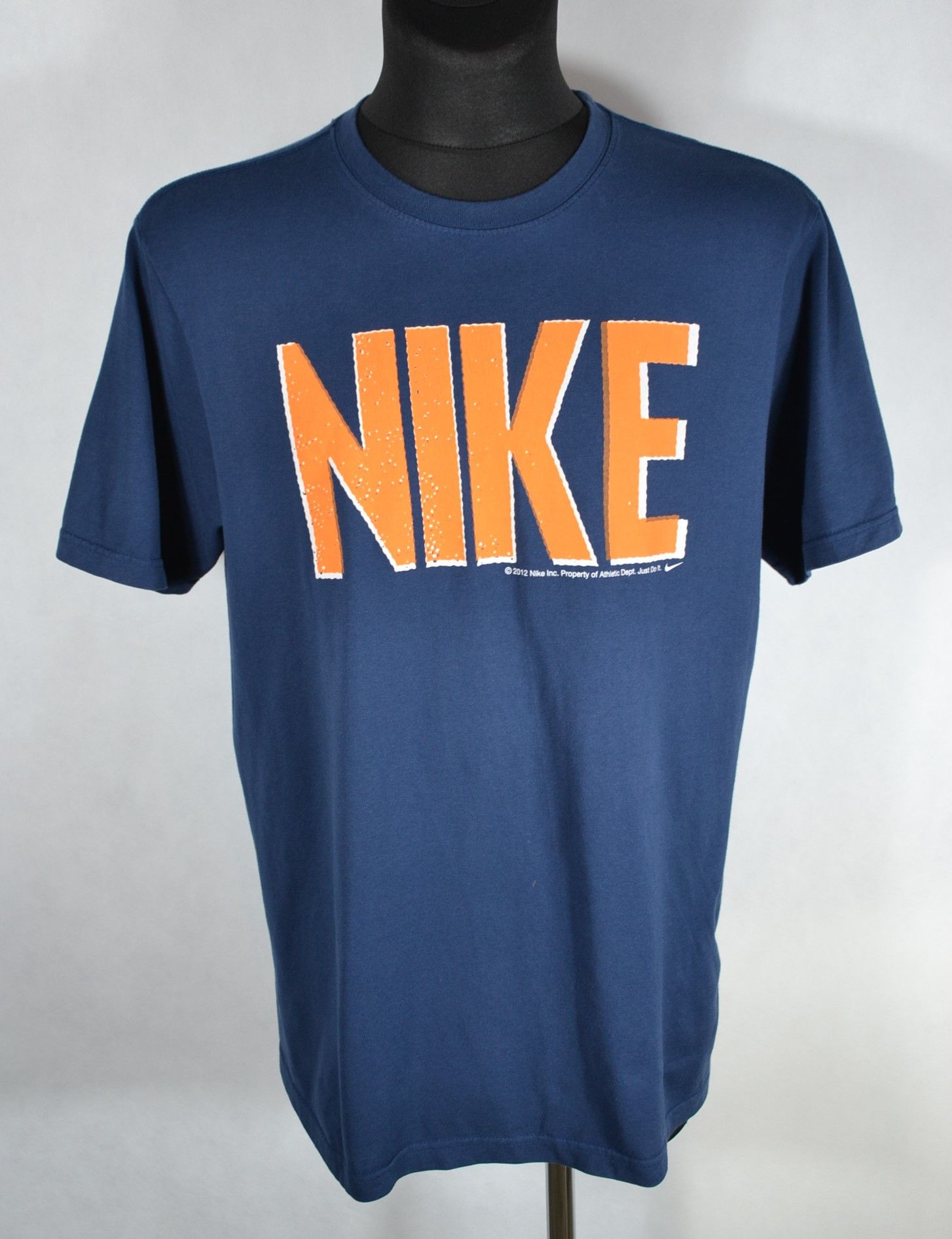 Nike NIKE Vintage Big Logo T shirt Mens XL Streetwear 2012 Cotton Size US XL / EU 56 / 4 - 1 Thumbnail