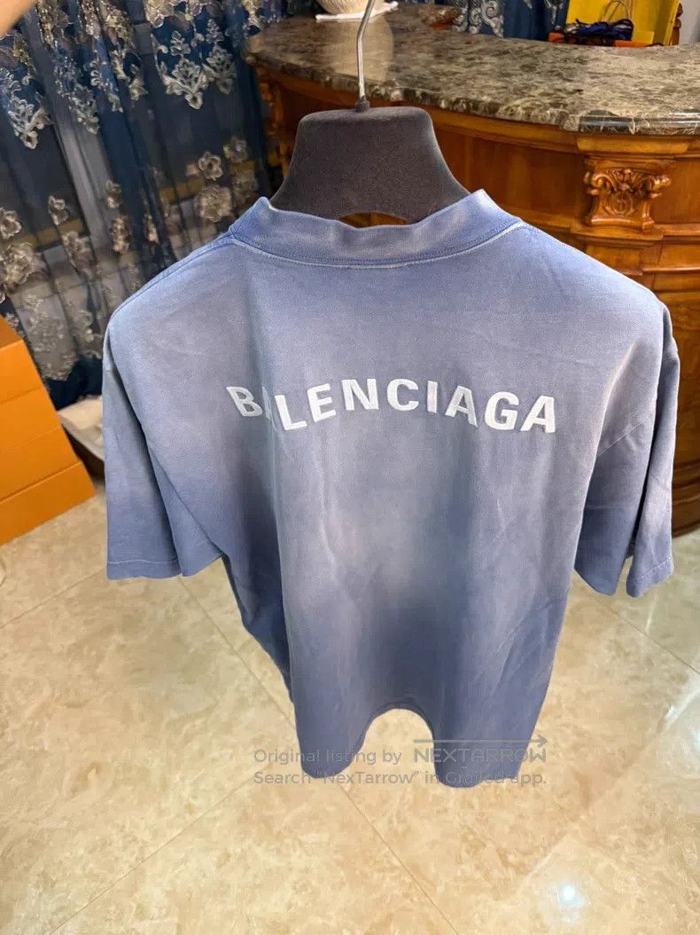 Balenciaga Balenciaga Short-sleeve T-shirt Size US S / EU 44-46 / 1 - 2 Thumbnail