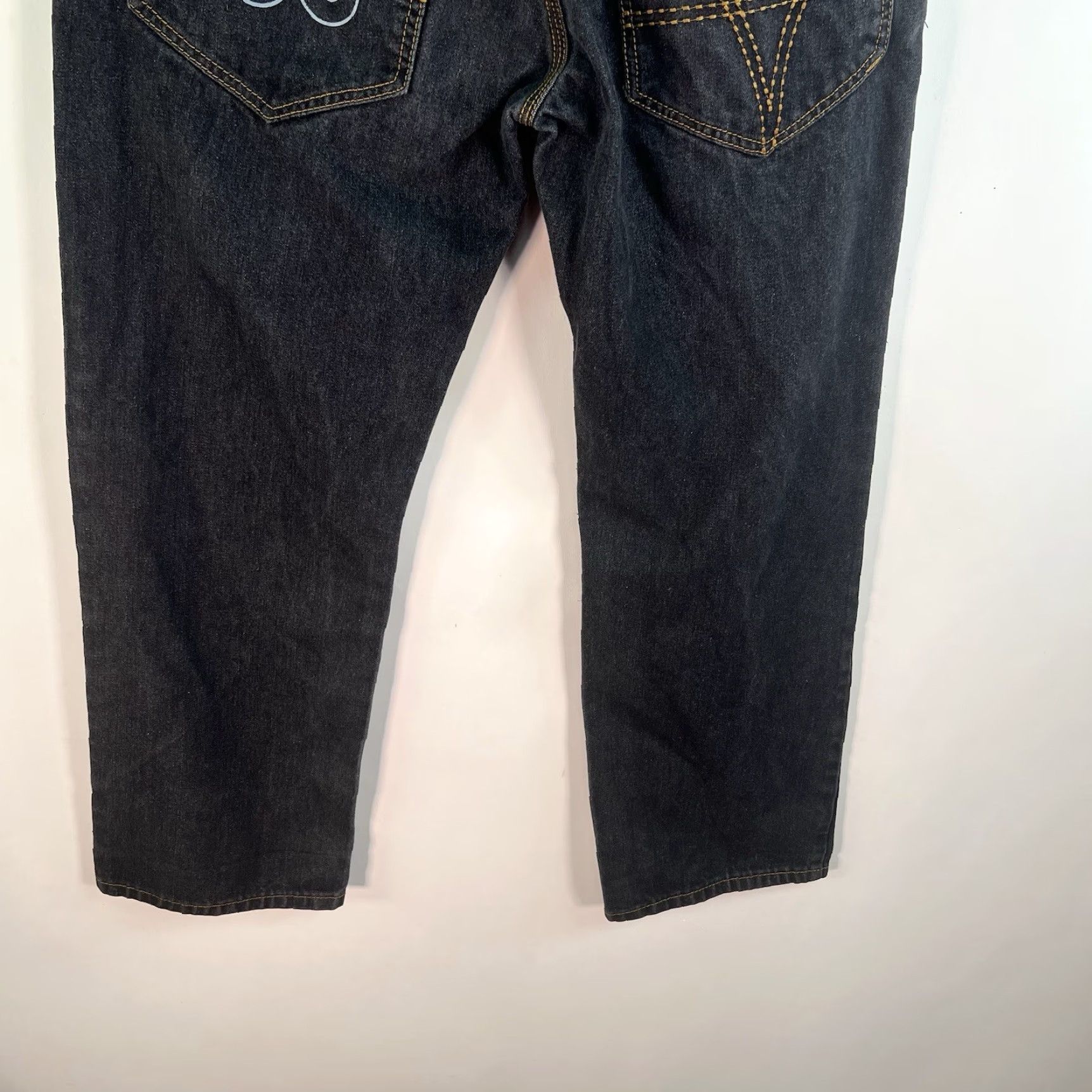 Coogi VINTAGE Coogi Jeans Men's Relaxed Straight Denim Pants Size 34 Black 90s Hip Hop Fashion Size US 34 / EU 50 - 6 Thumbnail