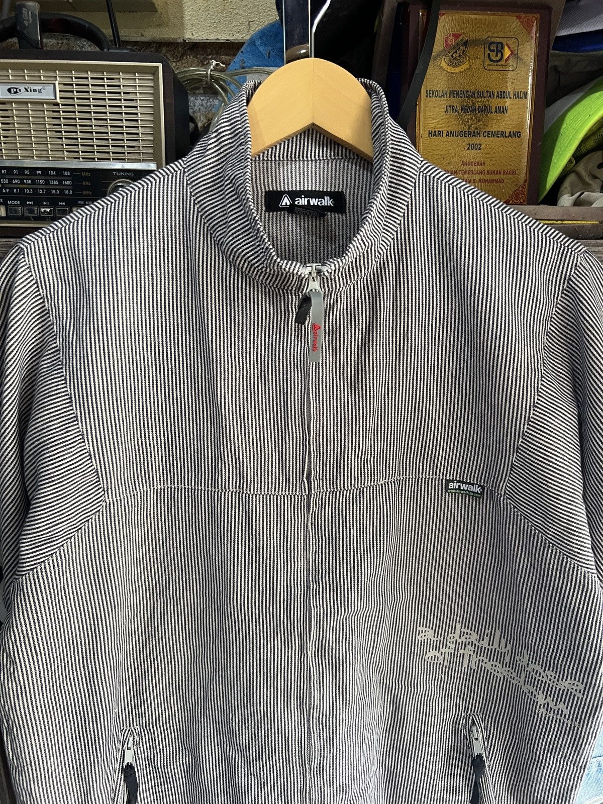 Airwalk 🔥Airwalk Hickory Stripe Zipper Shirt Size US M / EU 48-50 / 2 - 4 Thumbnail