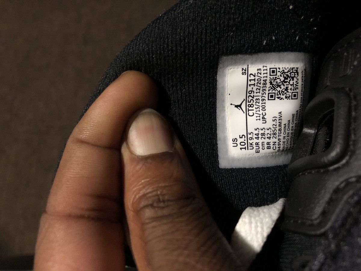 Nike Jordan retro 6 Size US 10.5 / EU 43-44 - 2 Thumbnail