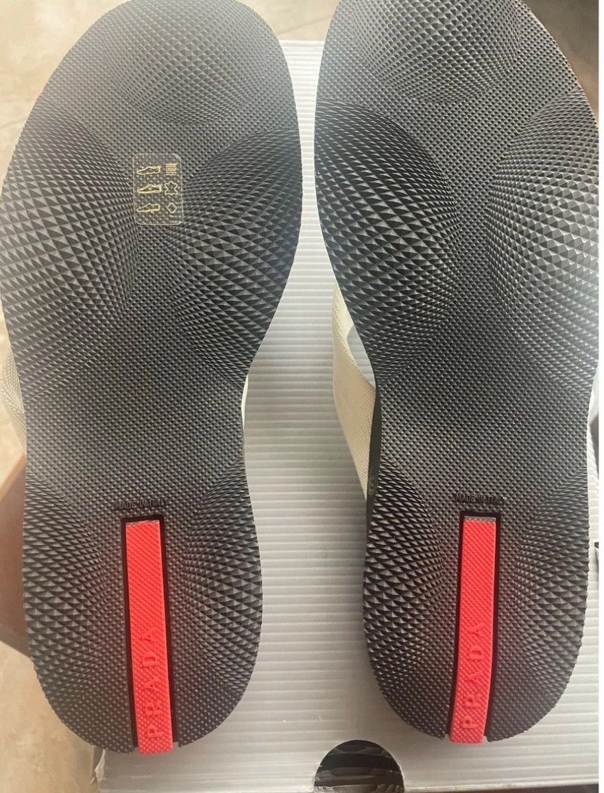 Prada Prada Women’s Flip Flops 37.5 New Red Line Y2K Size US 7.5 / IT 37.5 - 5 Thumbnail