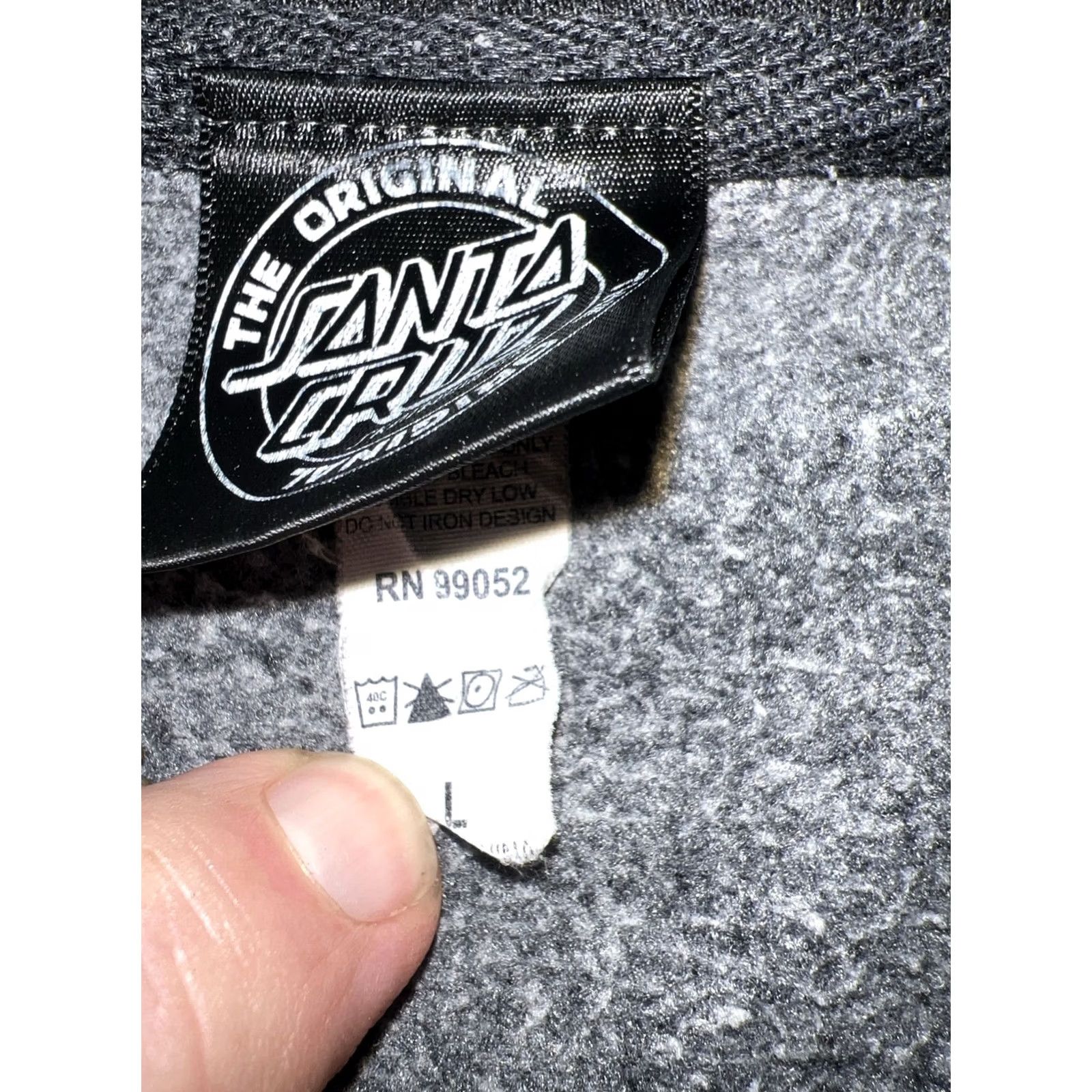 Vintage VINTAGE Santa Cruz Hoodie Sweatshirt L Gray Solid Logo Graphic Print Men Skater Beach Nautical USA Aloha 90s Style Mens Size US L / EU 52-54 / 3 - 5 Thumbnail