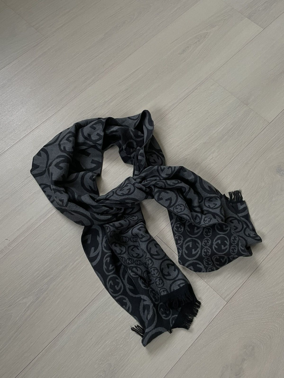 Gucci Gucci Scarf Monogram Wool Black Grey Logo Print Pattern Size ONE SIZE - 4 Thumbnail