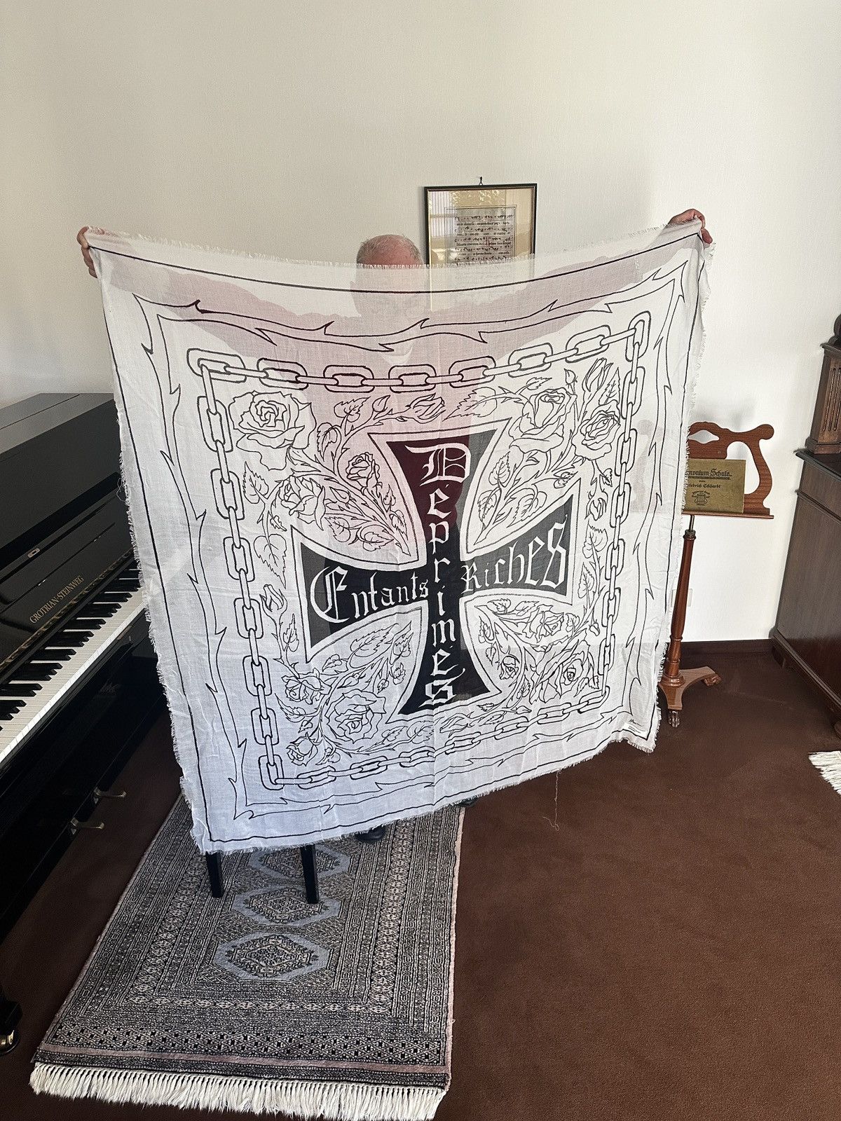 Enfants Riches Deprimes ERD Oversized Croix Avec Des Roses Scarf Size ONE SIZE - 1 Thumbnail