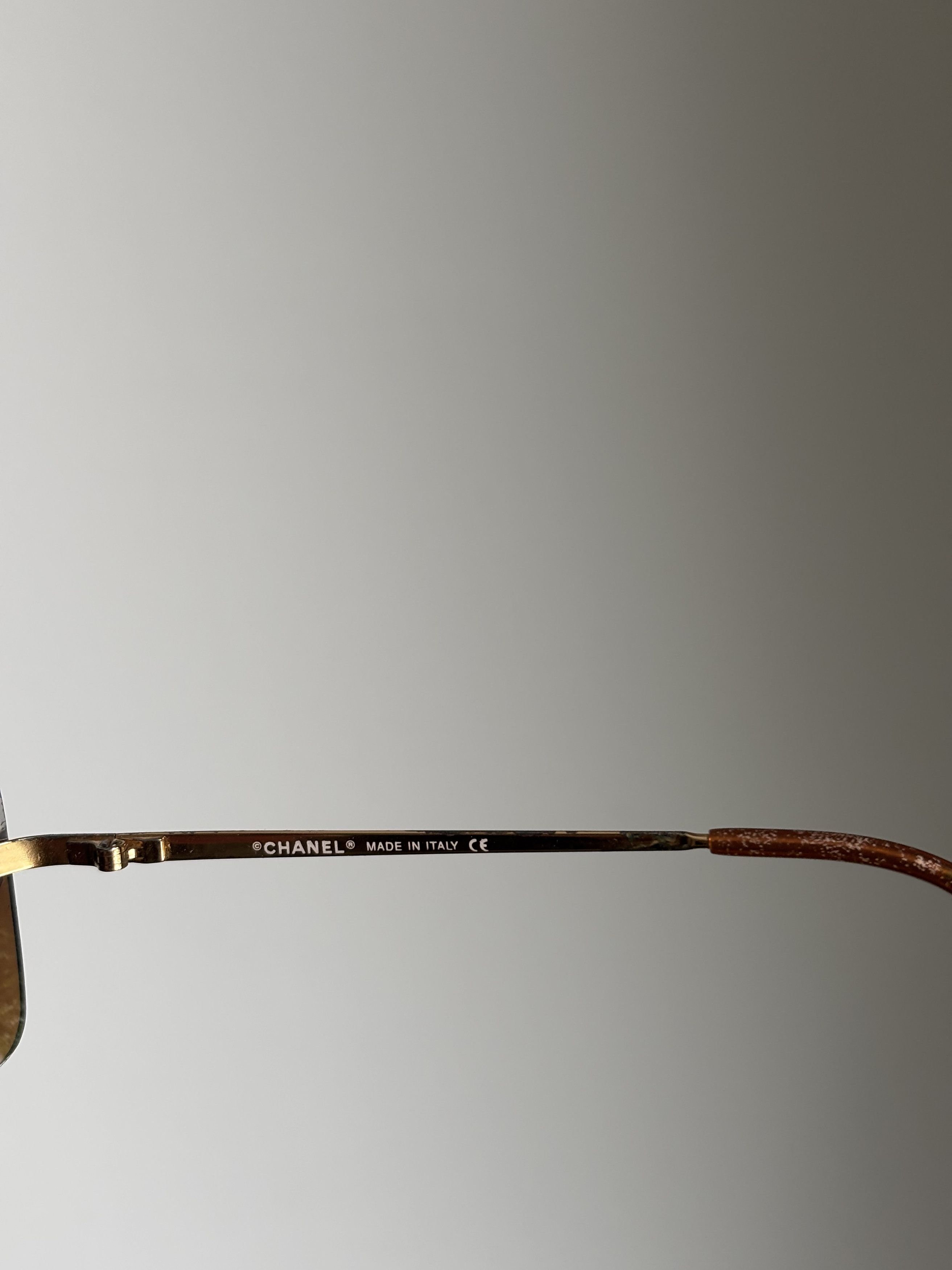 Chanel Chanel Sunglasses 4017-D CC Rhinestone Logo Rimless Vintage Size ONE SIZE - 4 Thumbnail