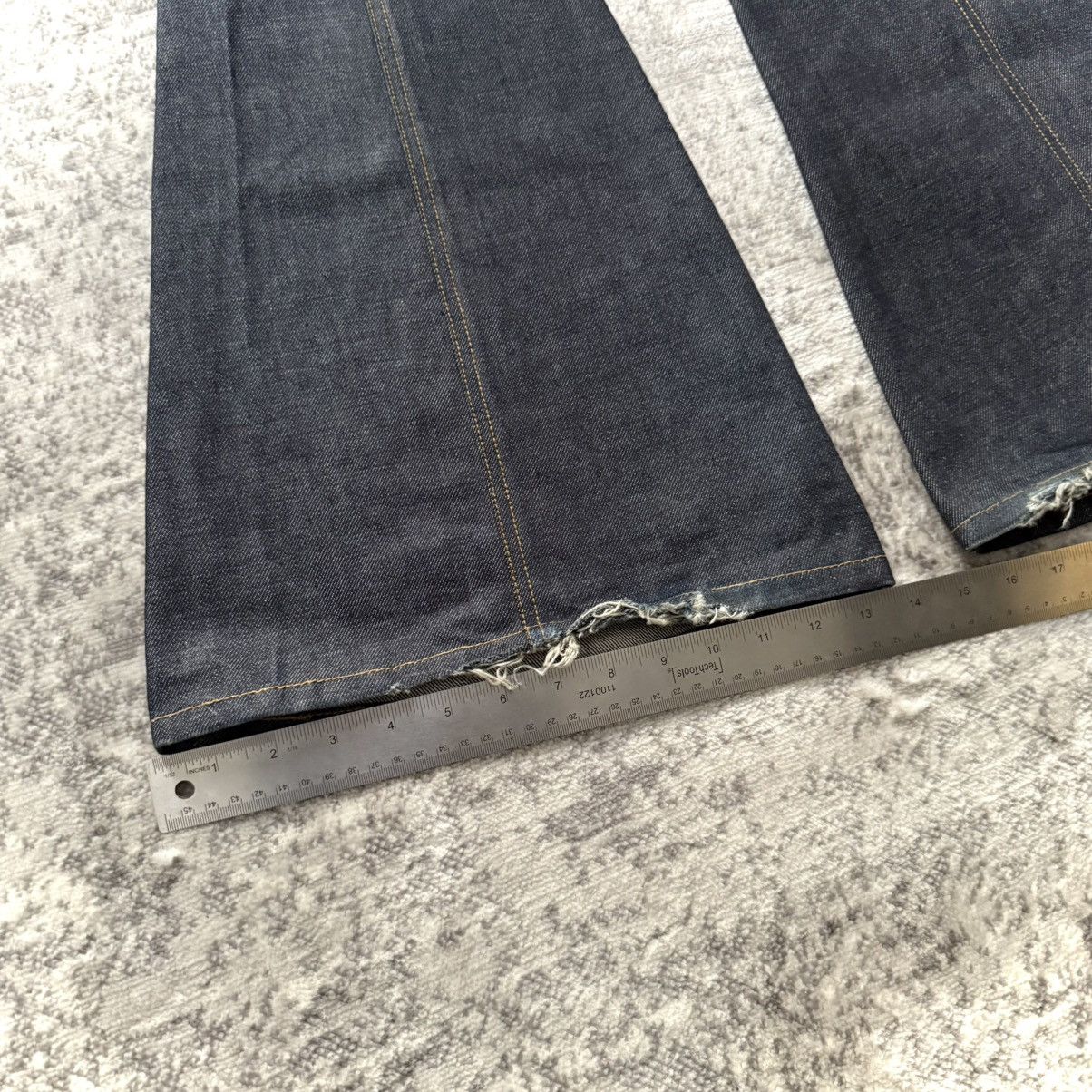 If Six Was Nine Early 2000's DeeDee Raw Denim Button Fly Bell Bottom Jeans Size US 34 / EU 50 - 7 Thumbnail