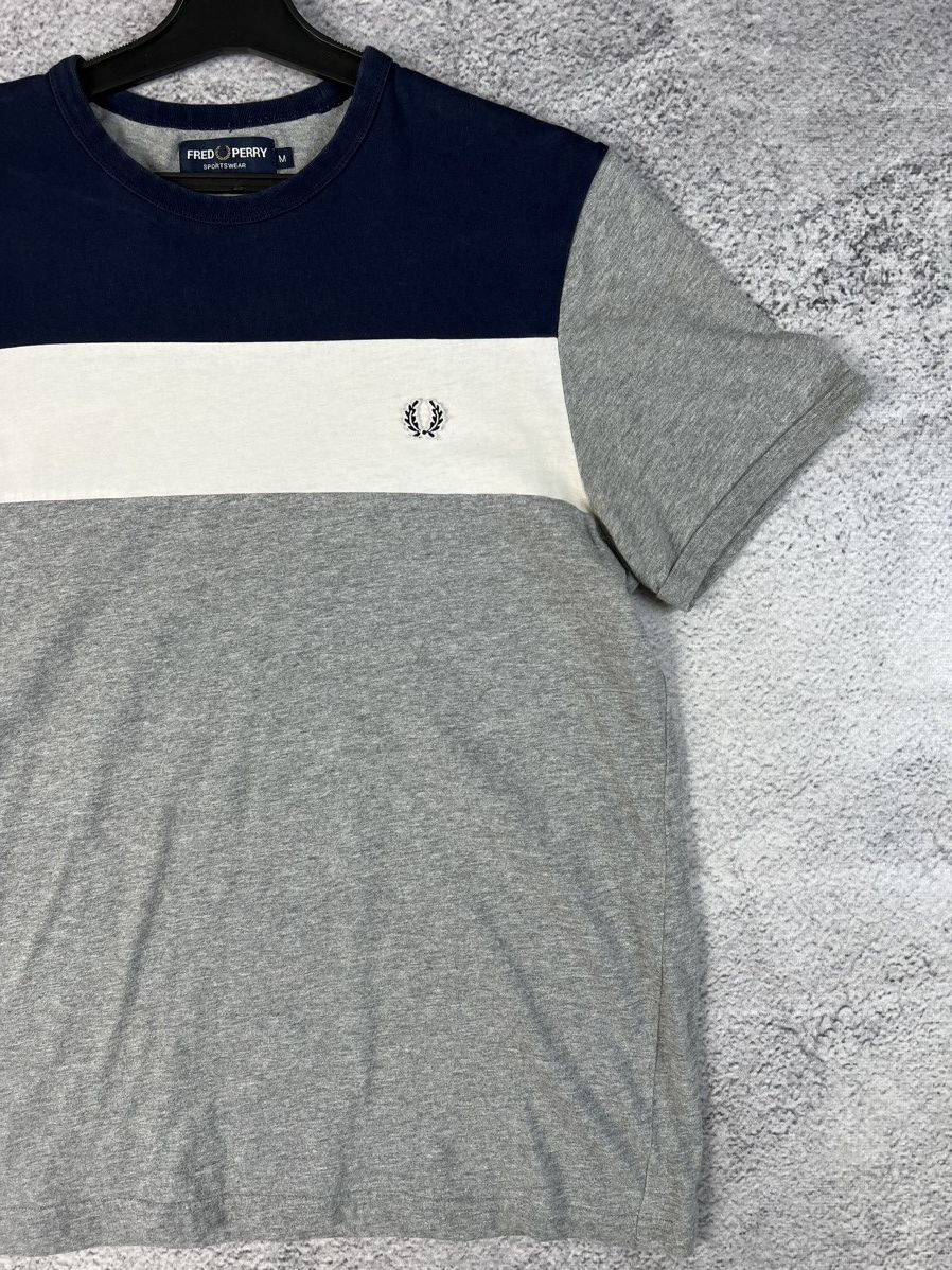 Fred Perry Fred Perry small logo T-shirt Y2K Size US M / EU 48-50 / 2 - 4 Thumbnail