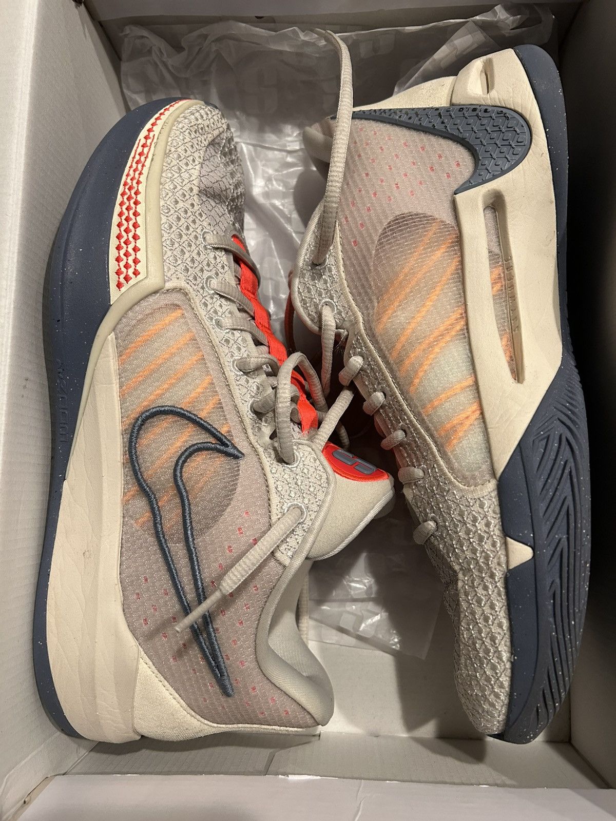 Nike Sabrina 1 Size US 9 / EU 42 - 2 Thumbnail