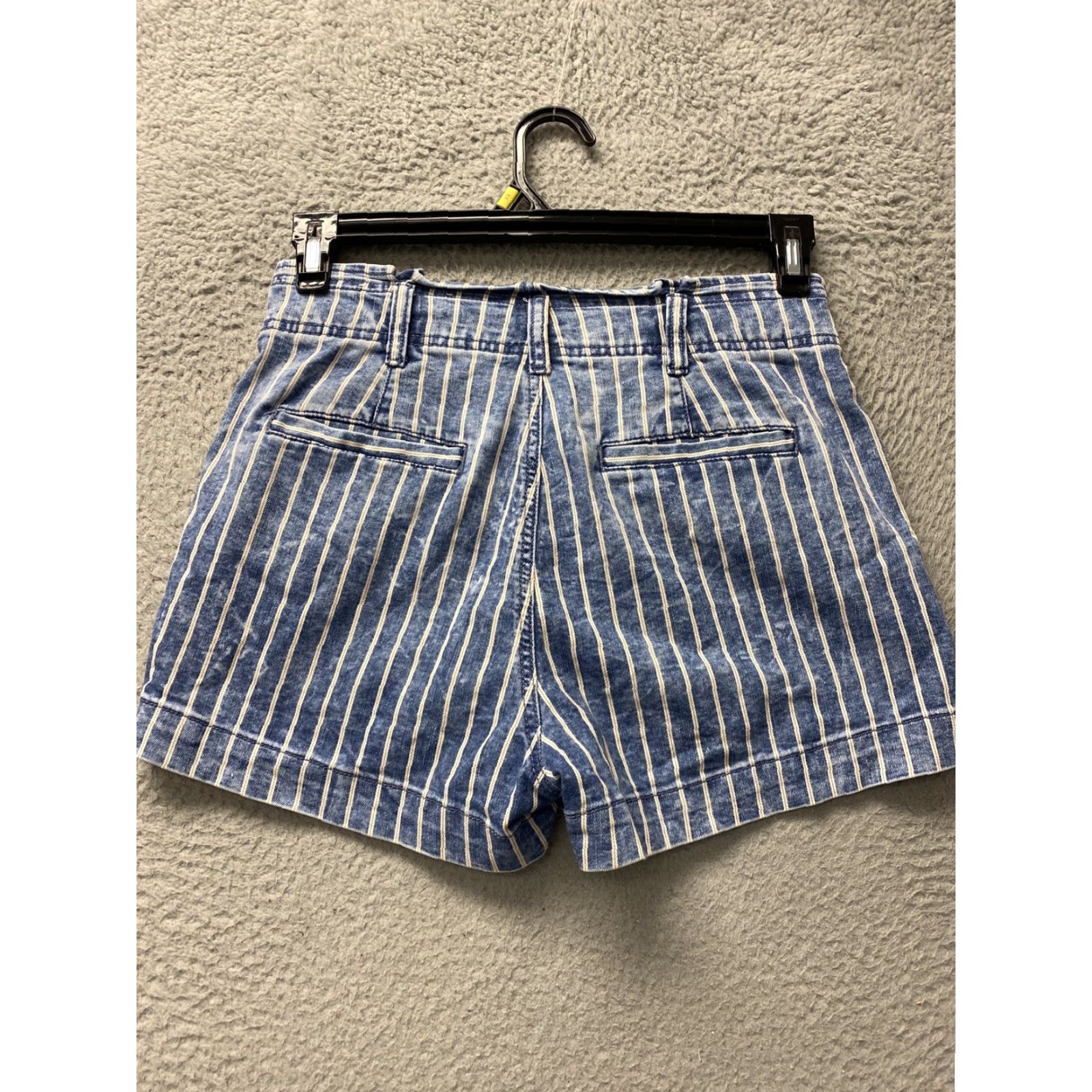 American Eagle Outfitters American Eagle Jean Shorts Womens 4 Midi High Rise Stripe Short 48-58 Size 27" / US 4 / IT 40 - 7 Thumbnail