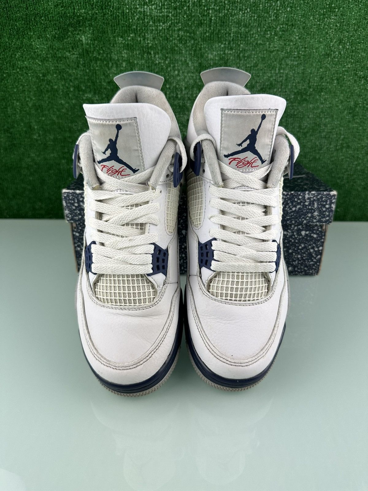 Jordan Brand Jordan 4 Retro Mid Midnight Navy size 9 Size US 9 / EU 42 - 4 Thumbnail