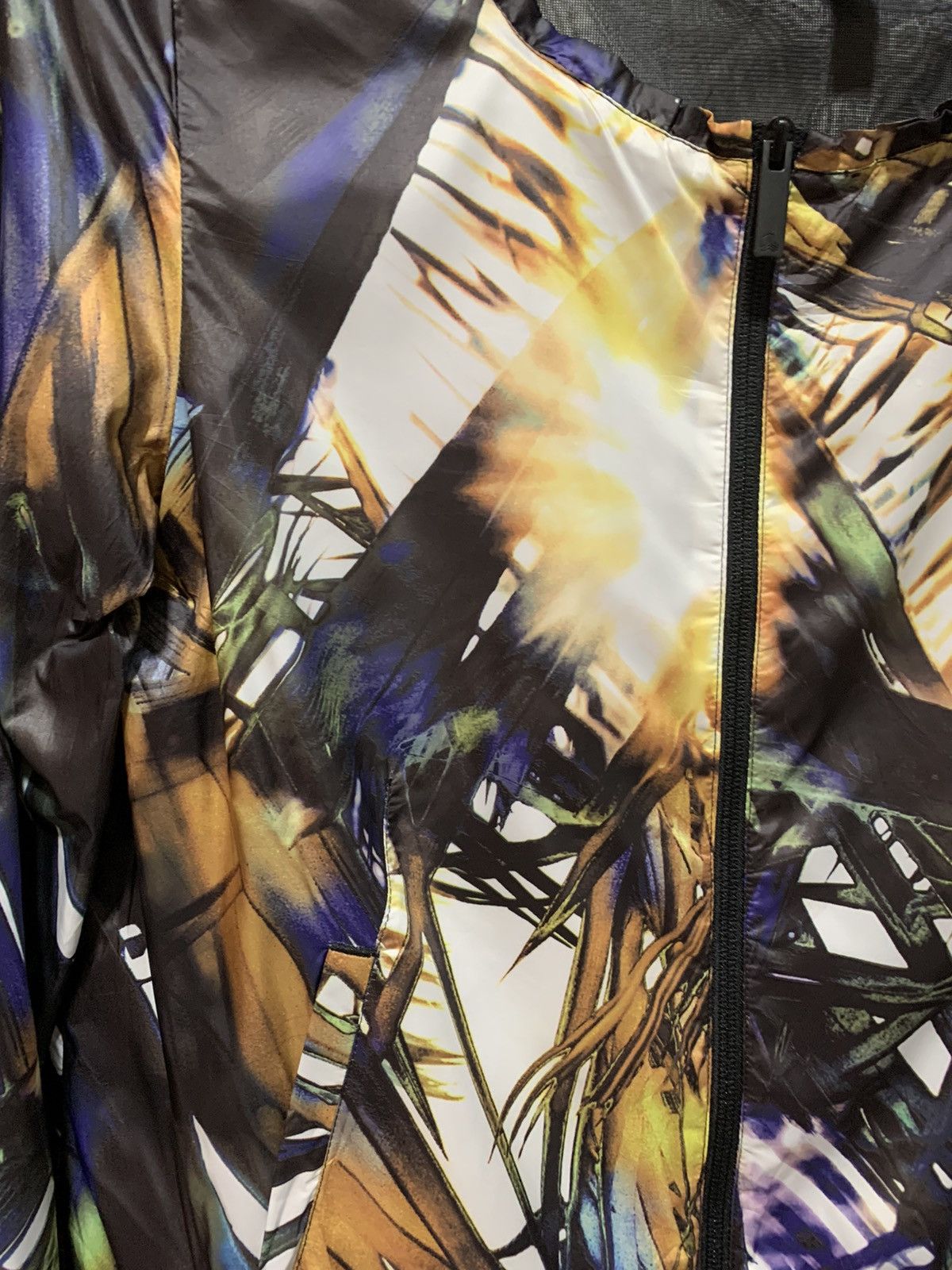 Hussein Chalayan × Puma Abstract Pattern Light Zipper Jacket Windbreaker Size S / US 4 / IT 40 - 3 Thumbnail