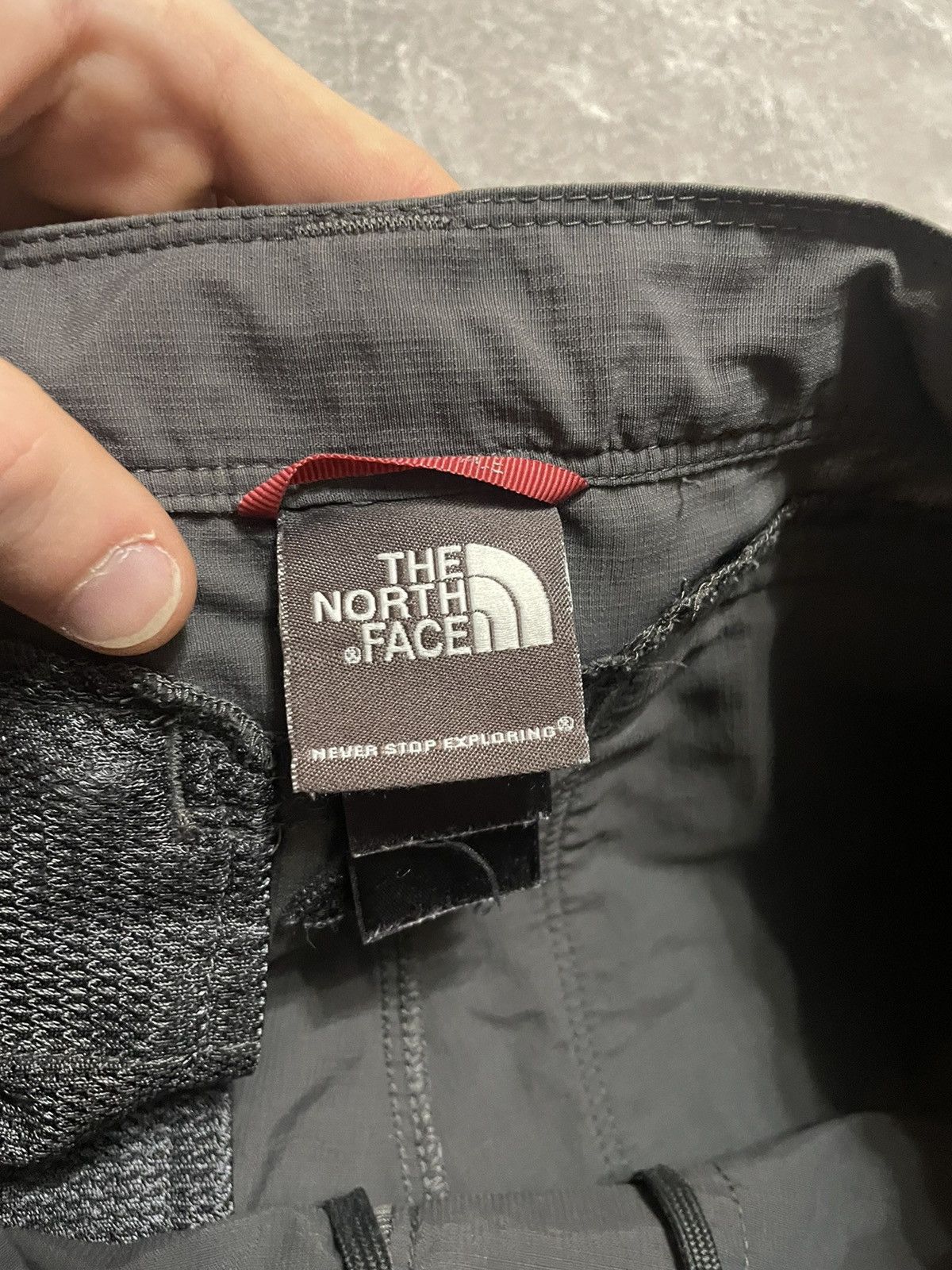 The North Face Vintage The North Face Transformer Track Pants Size US 30 / EU 46 - 9 Thumbnail