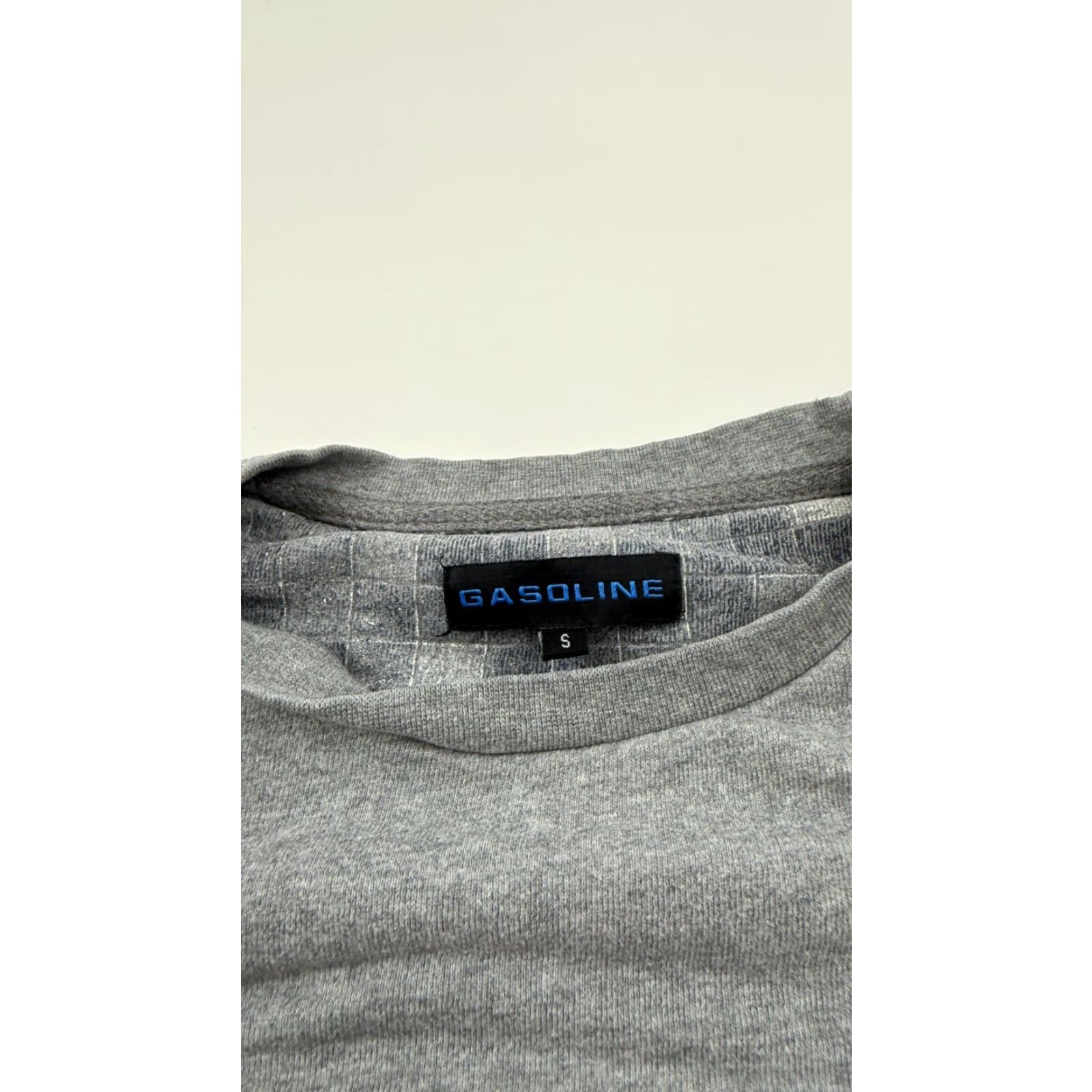 Vintage Gasoline Mens Small Gray Graphic Print Sweatshirt Crew Neck Long Sleeve Ribbed Hem Pullover Size US S / EU 44-46 / 1 - 3 Thumbnail