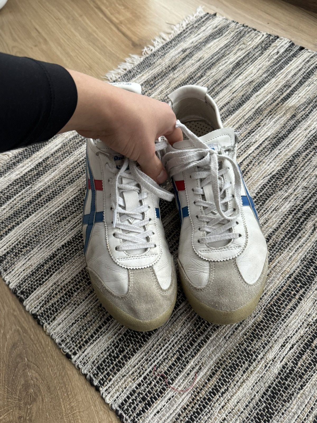 Asics ASICS ONITSUKA TIGER LOW TOPS LEATHER WHITE SNEAKERS SHOES Size US 10 / EU 43 - 7 Thumbnail
