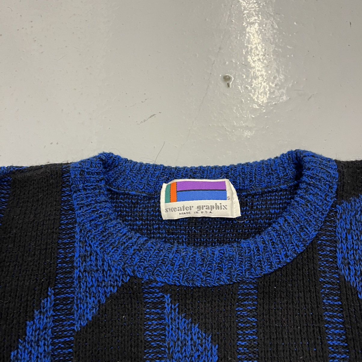 Other Vintage 80s Sweater Graphix Blue/Black Pattern Sweater Size US S / EU 44-46 / 1 - 3 Thumbnail