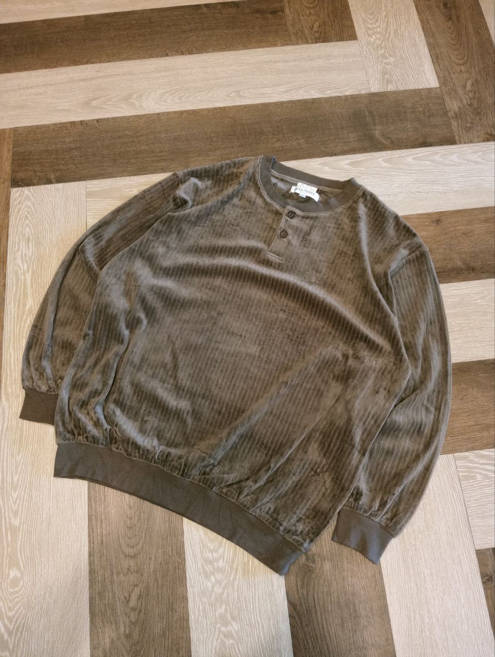 Balmain VINTAGE BALMAIN PARIS VELVET SWEATSHIRT Size US L / EU 52-54 / 3 - 2 Thumbnail