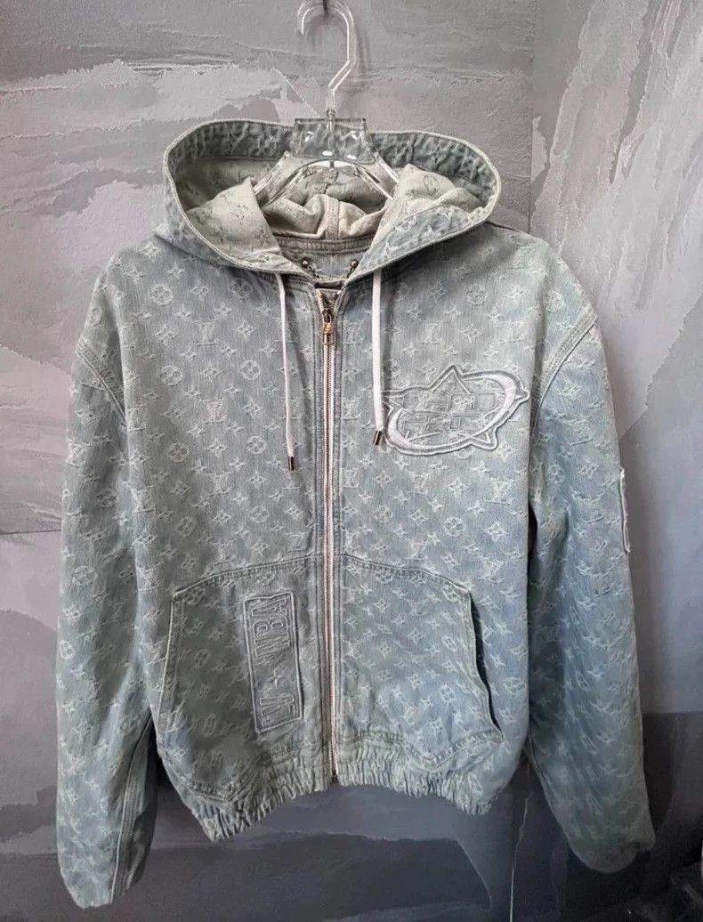 Louis Vuitton Louis Vuitton Nba co-branded blue presbyopic full print de Size US M / EU 48-50 / 2 - 1 Thumbnail