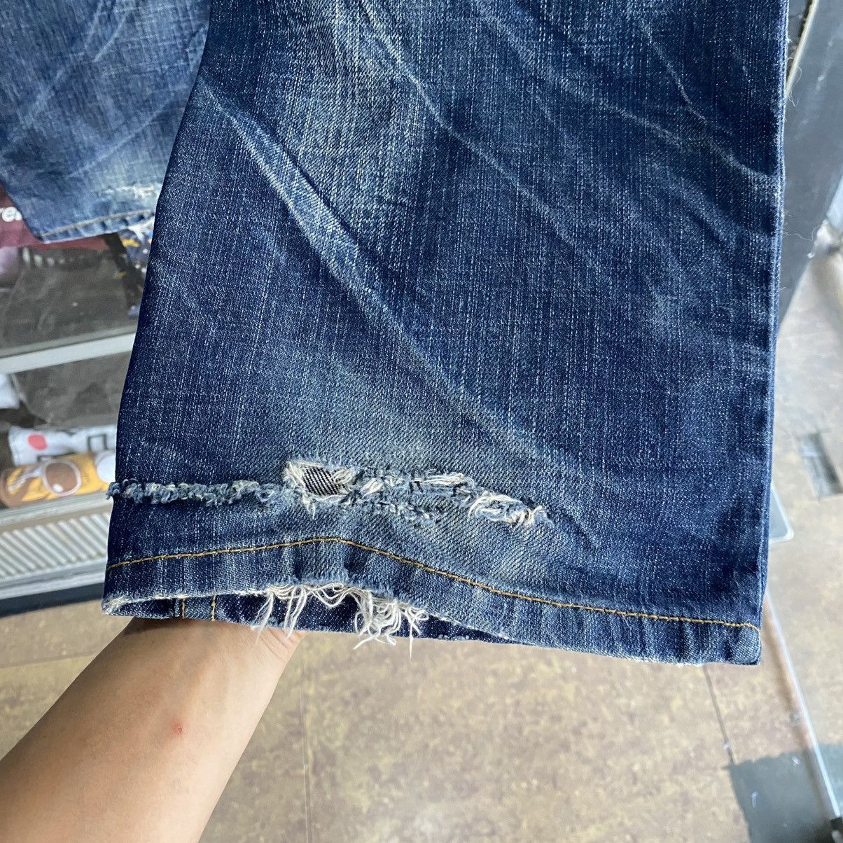 Le Grande Bleu (L.G.B.) Y2K Red Pepper Japan Embroidered Wings Denim Size US 34 / EU 50 - 8 Thumbnail