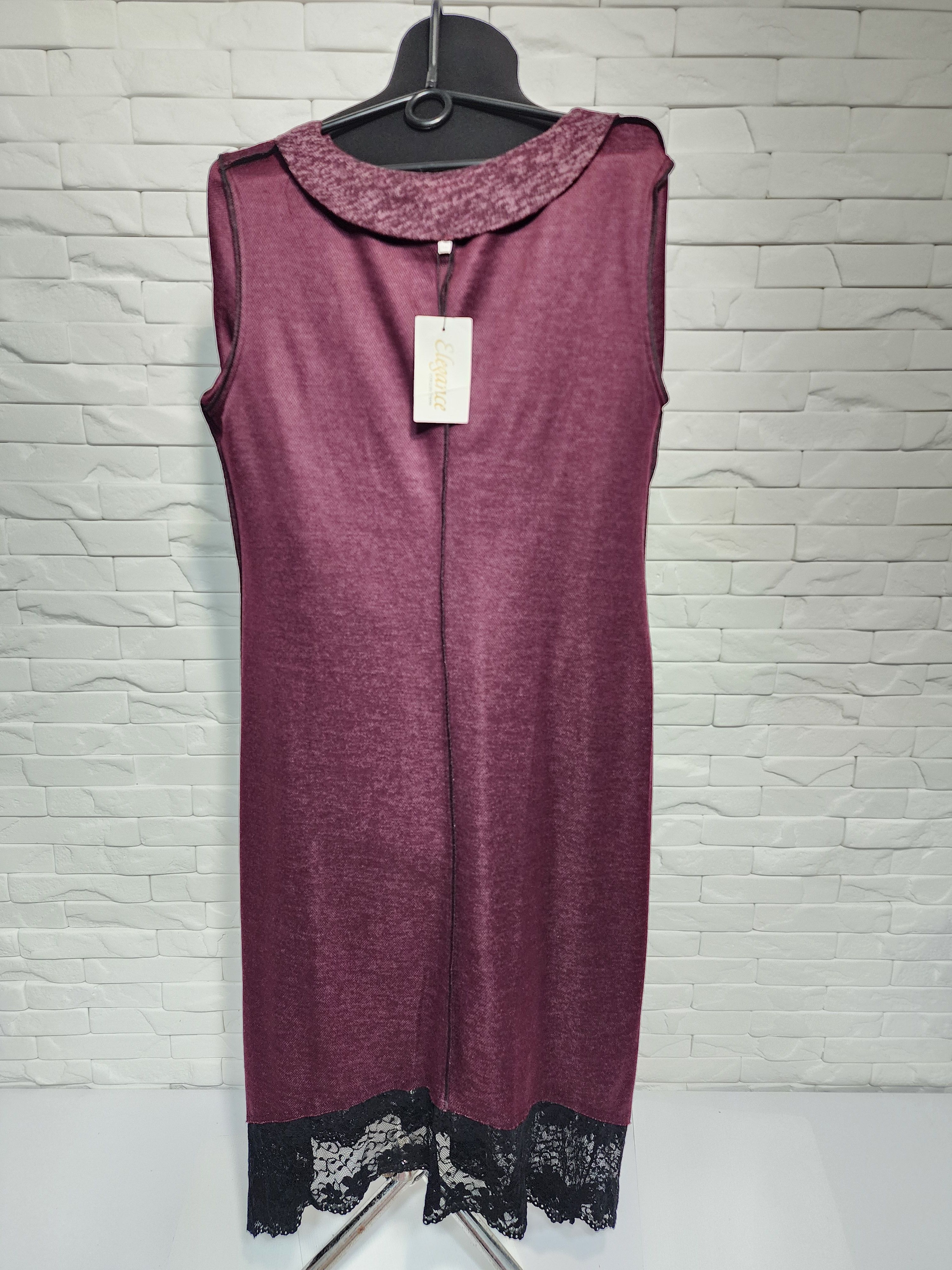 Designer Long dress with black lace. Size XXL / US 16-18 / IT 52-54 - 8 Thumbnail