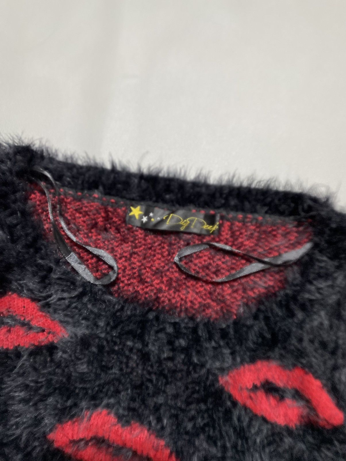 Beauty Beast Japanese Dig Deep - Lips pattern Cropped mohair sweater Size M / US 6-8 / IT 42-44 - 2 Thumbnail
