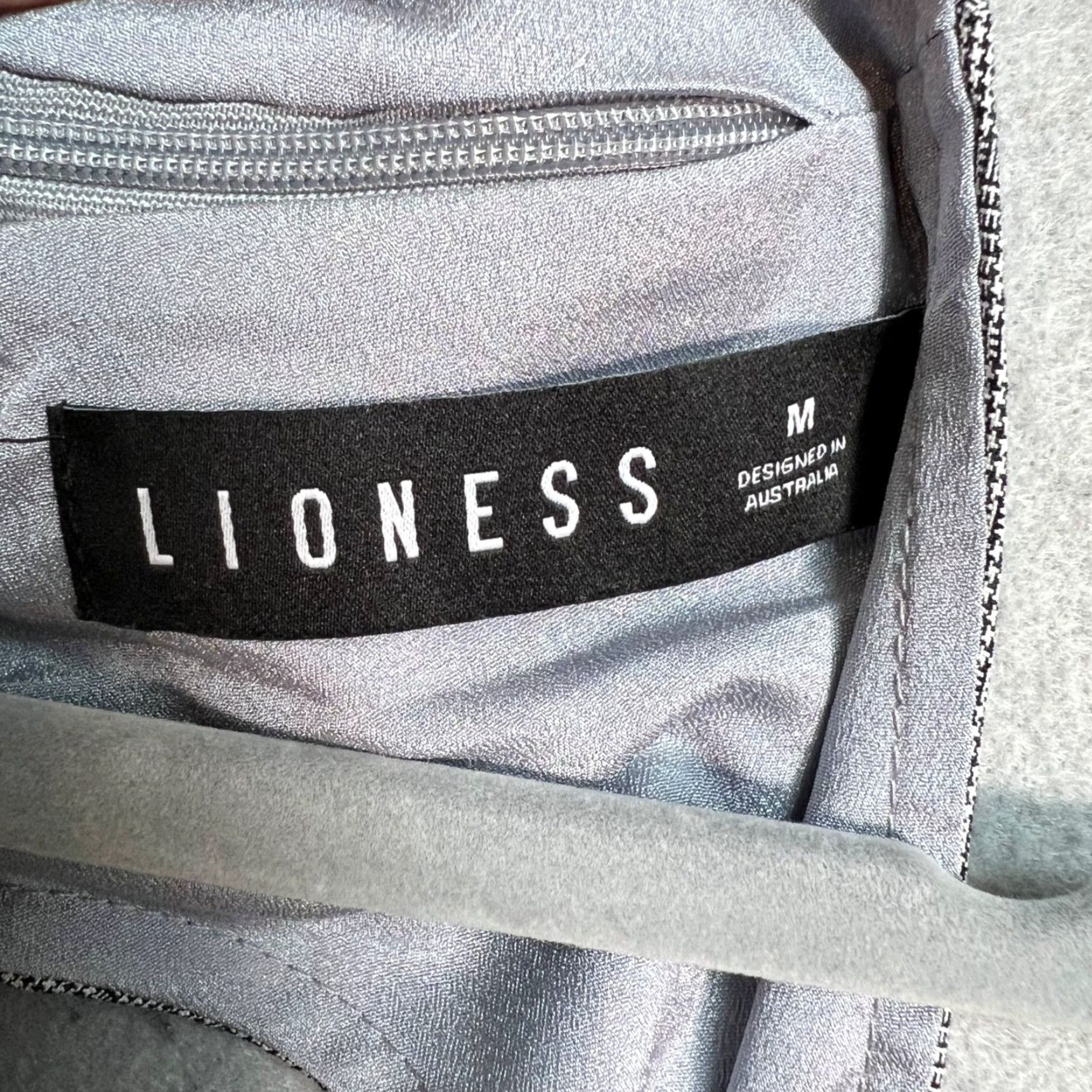 Lioness Lioness Gray Plaid Sleeveless Tie-Back Top Medium Polyester Blend Size M / US 6-8 / IT 42-44 - 4 Thumbnail