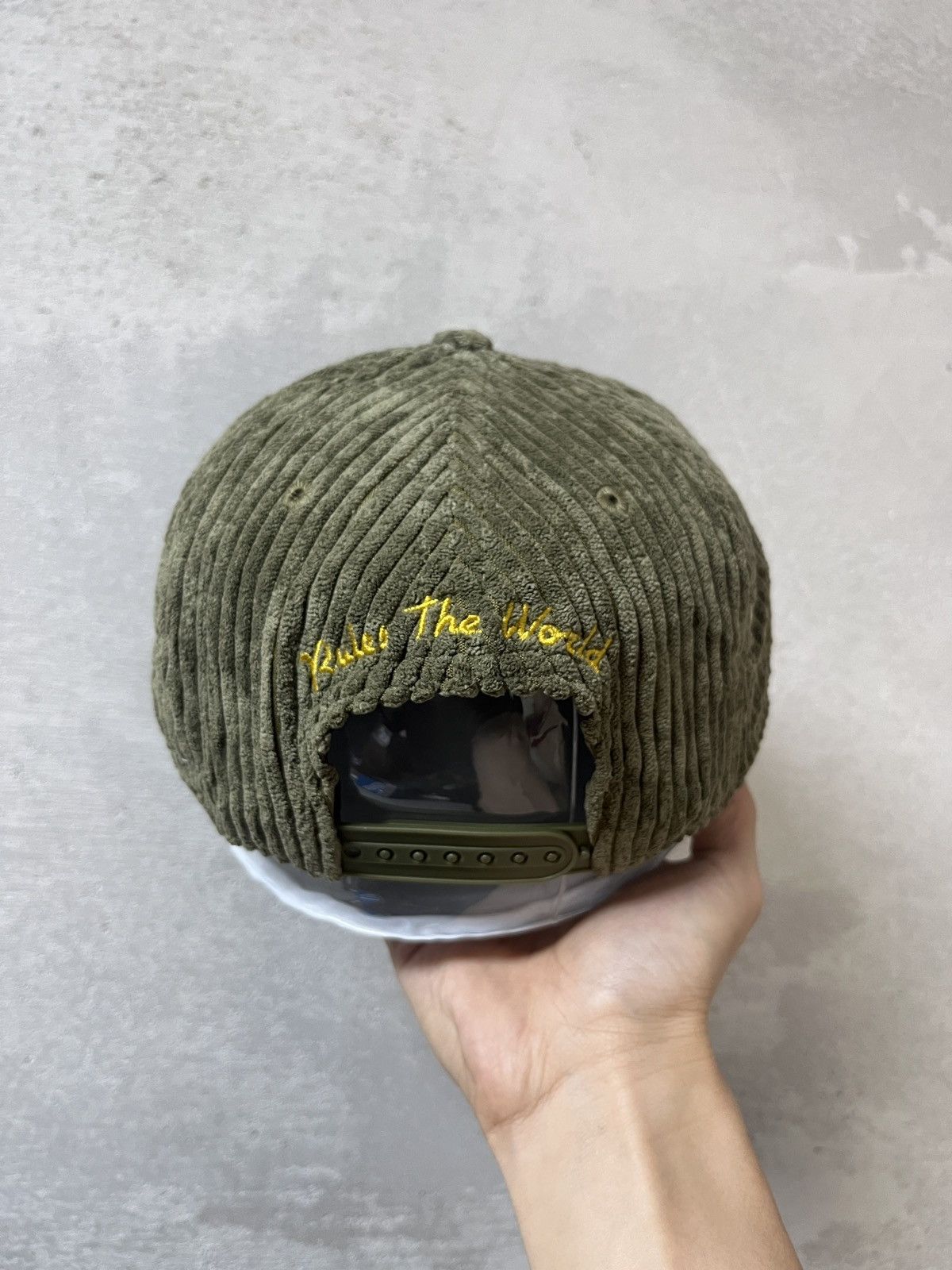 Corteiz Corteiz X Soho Yacht Club Corduroy Snapback Hat Grass Green Size ONE SIZE - 6 Thumbnail