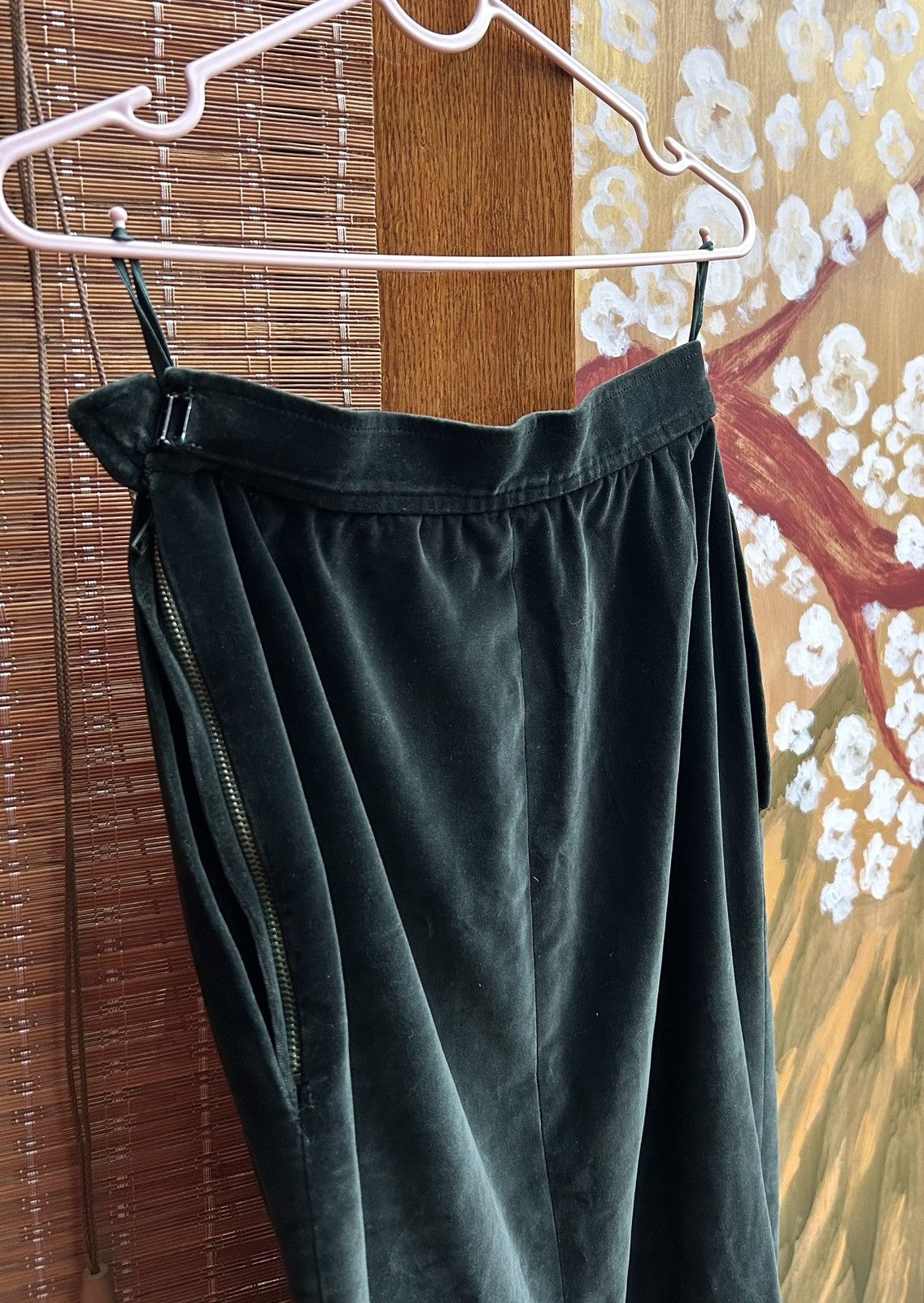 Saint Laurent Paris × Vintage × Yves Saint Laurent 70’s Saint Laurent Rive Gauche Green Velvet Skirt Size 27" / US 4 / IT 40 - 5 Thumbnail