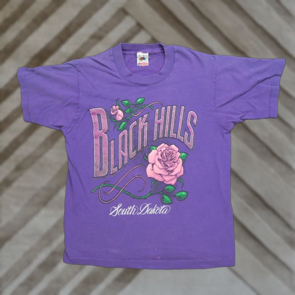 Fruit Of The Loom VINTAGE Fruit of the Loom T-Shirt Men Shirt 90s Purple White? (Note: need to not introduce new info) Size US S / EU 44-46 / 1 - 1 Thumbnail