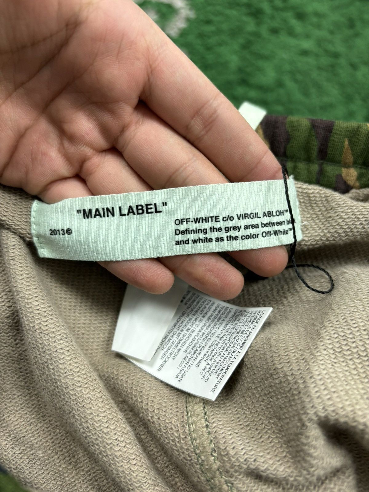 Off-White Off White Camo Sweatpants XL Size US 38 / EU 54 - 3 Thumbnail