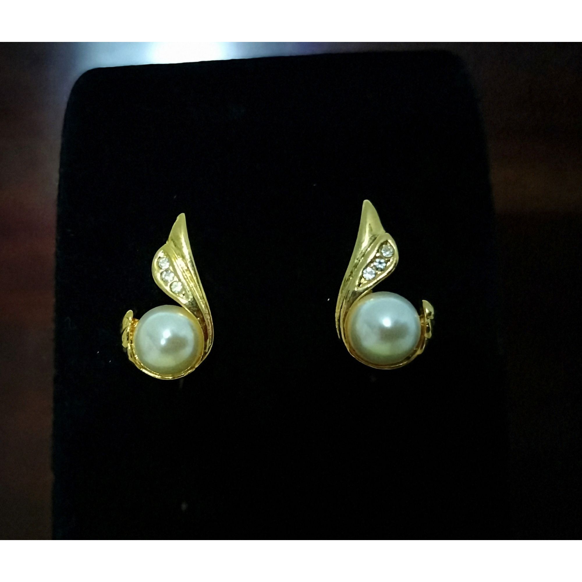 Other Gold Tone Swan Faux Pearl Stud Earrings Glass Rhinestones Je Size ONE SIZE - 10 Thumbnail