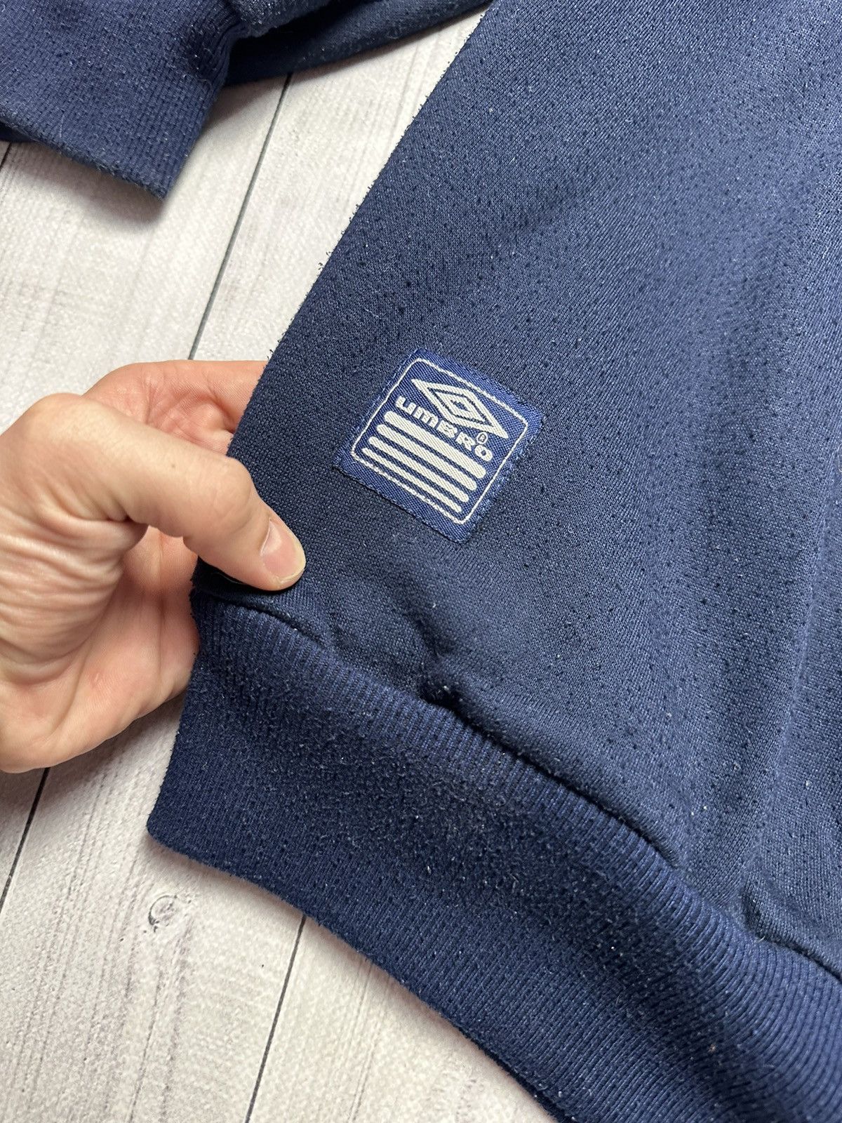 Umbro × Vintage Vintage Umbro Sweatshirt Vodafone big logo size L rare Size US L / EU 52-54 / 3 - 3 Thumbnail