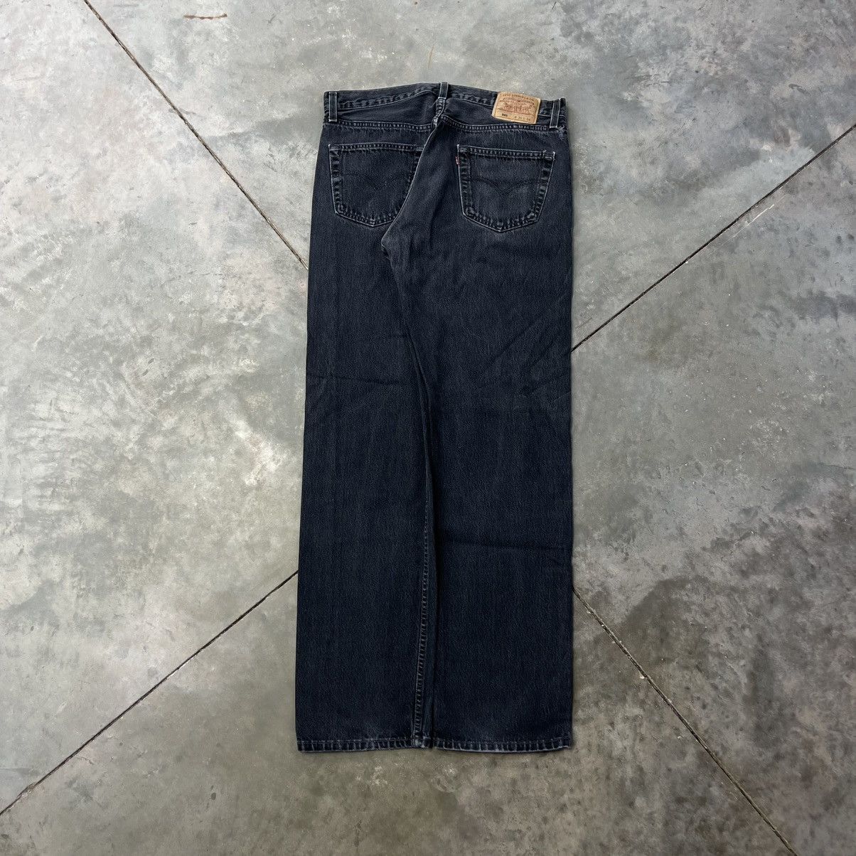 Levi's Vintage Levi’s 501 Jeans Black Denim 34x33 Size US 34 / EU 50 - 1 Thumbnail