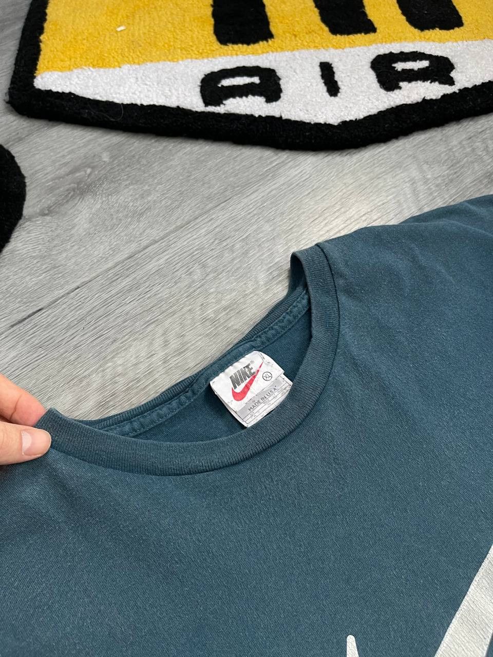 Nike Vintage Mede in USA big logo Nike tee distressed Size US XL / EU 56 / 4 - 3 Thumbnail