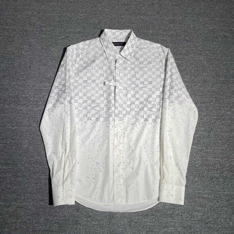 Louis Vuitton Louis Vuitton Full print shirt 2501-Nextarrow Size US M / EU 48-50 / 2 - 1 Thumbnail