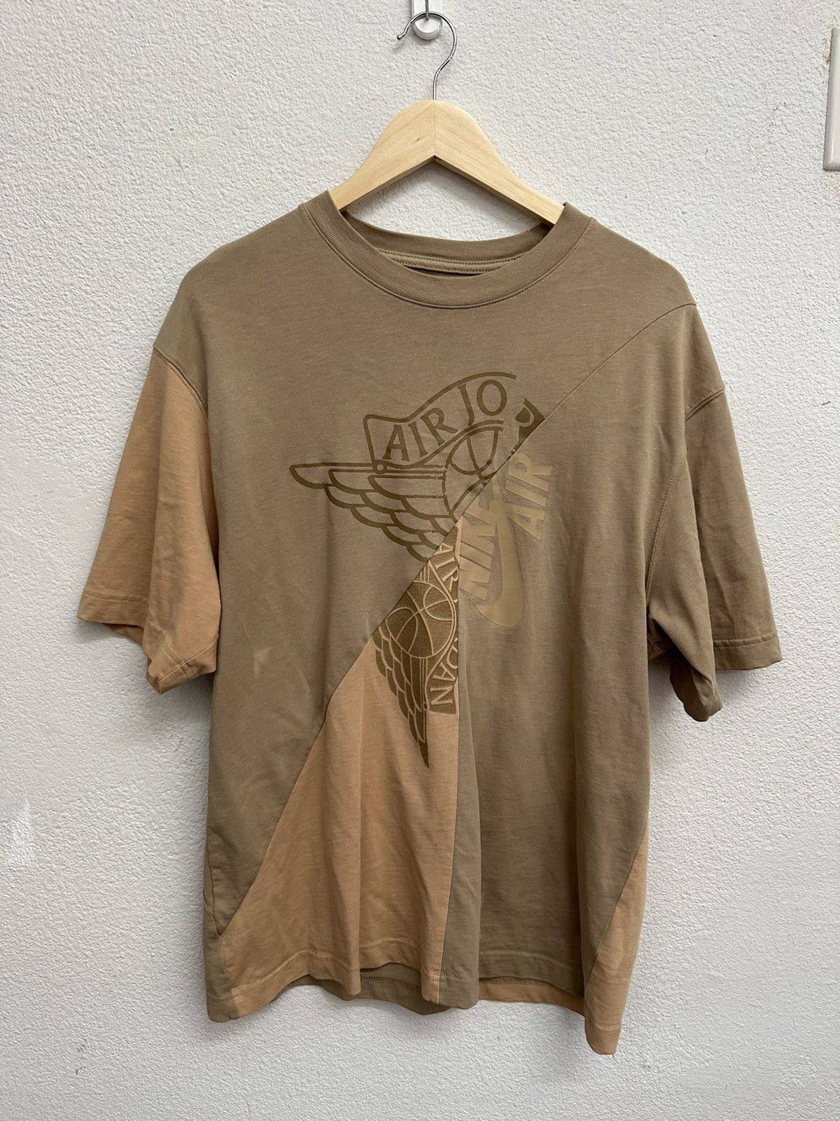 Travis Scott Travis Scott, Jordan T-shirt Size US L / EU 52-54 / 3 - 2 Thumbnail