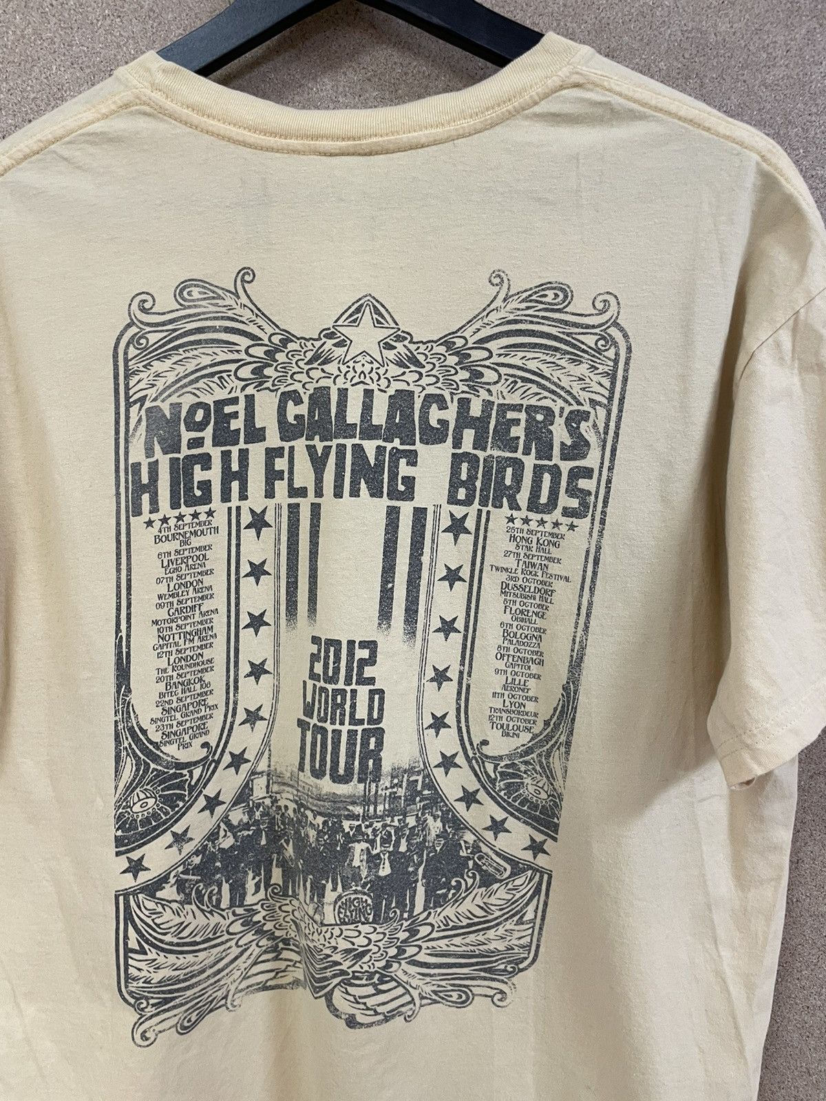 Band Tees × Vintage Noel Gallagher High Flying Birds 2012 Tour T-Shirt Oasis - L Size US L / EU 52-54 / 3 - 5 Thumbnail