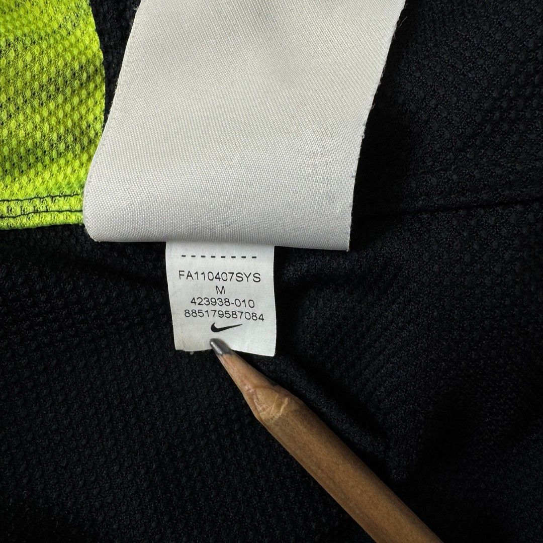 Nike Manchester United 2011-2012 Away 3rd Shirt DE GEA 1 Size US M / EU 48-50 / 2 - 9 Thumbnail