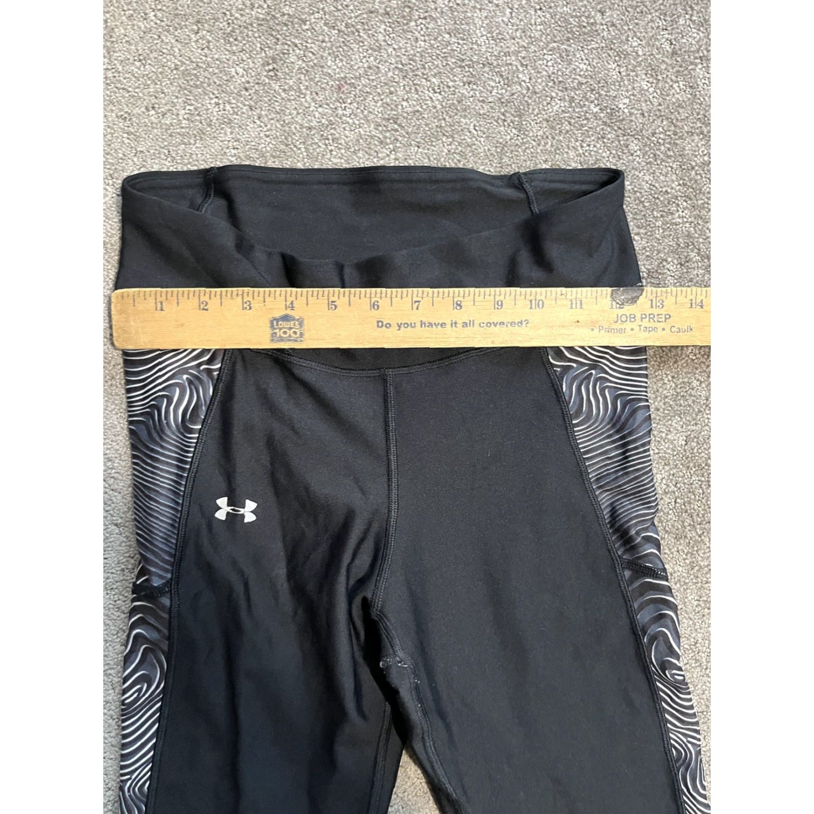 Under Armour Under Armour Women's Fly By Print Running Legging XS Black/Gray Geometric Pattern Activewear Leggings XS Womens Shoes? Size 26" / US 2 / IT 38 - 5 Thumbnail