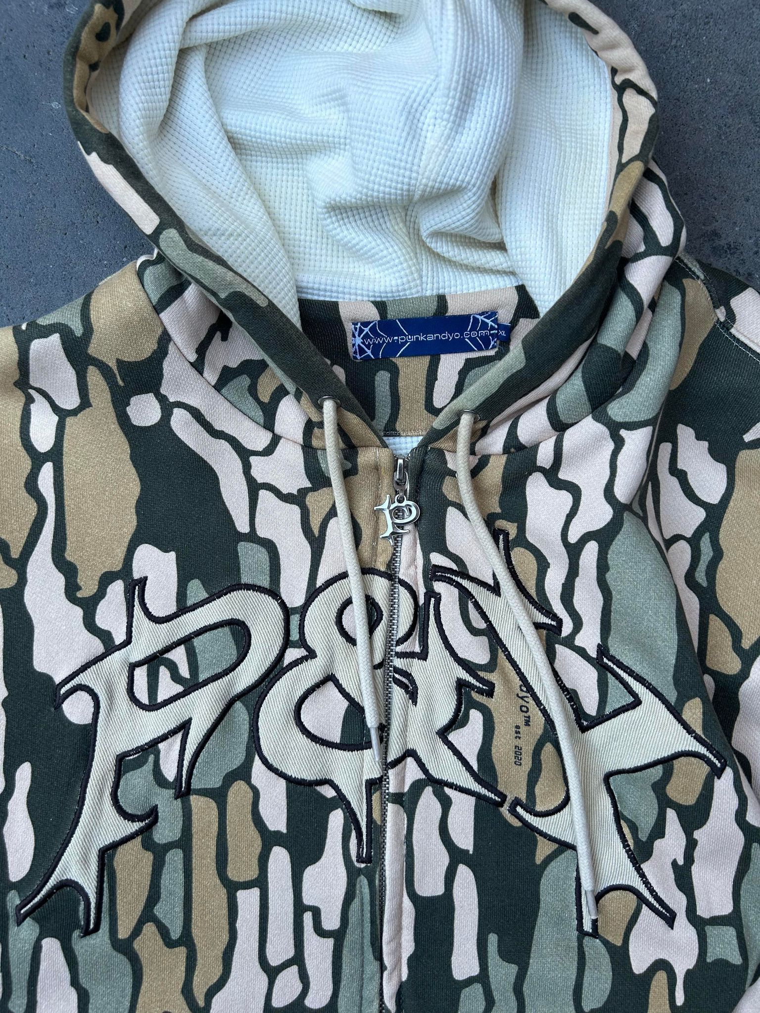 Punk and Yo PunkandYo Camo Hood Cropped XL Punk and Yo | Grailed Punk and Yo PunkandYo Camo Hood Cropped XL Punk and Yo | Grailed