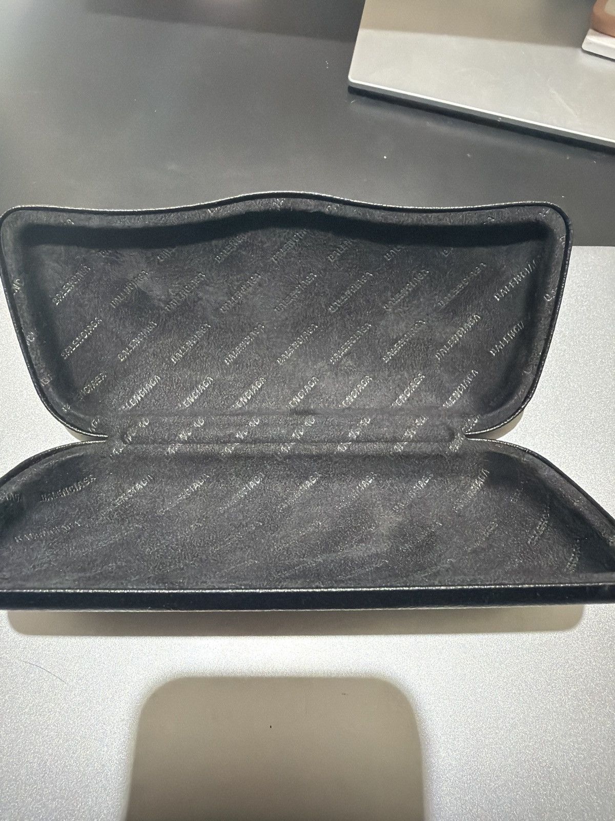 Balenciaga Balenciaga sunglasses case Size ONE SIZE - 2 Thumbnail