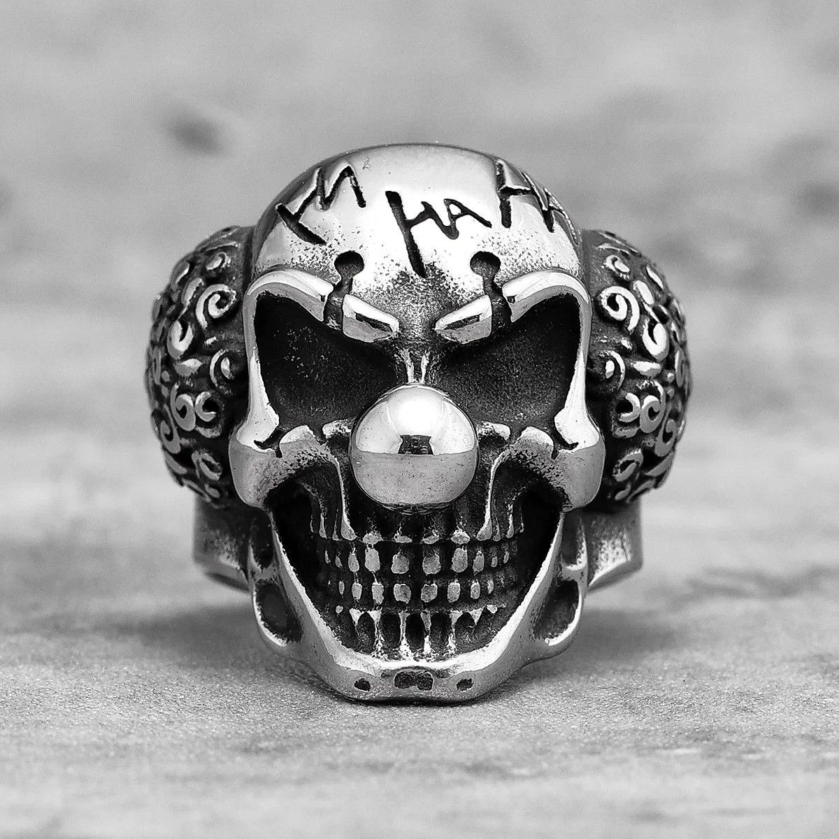 Jewelry Joker Skull Ring Jewelry Streetwear Fashion Gift Size ONE SIZE - 4 Thumbnail